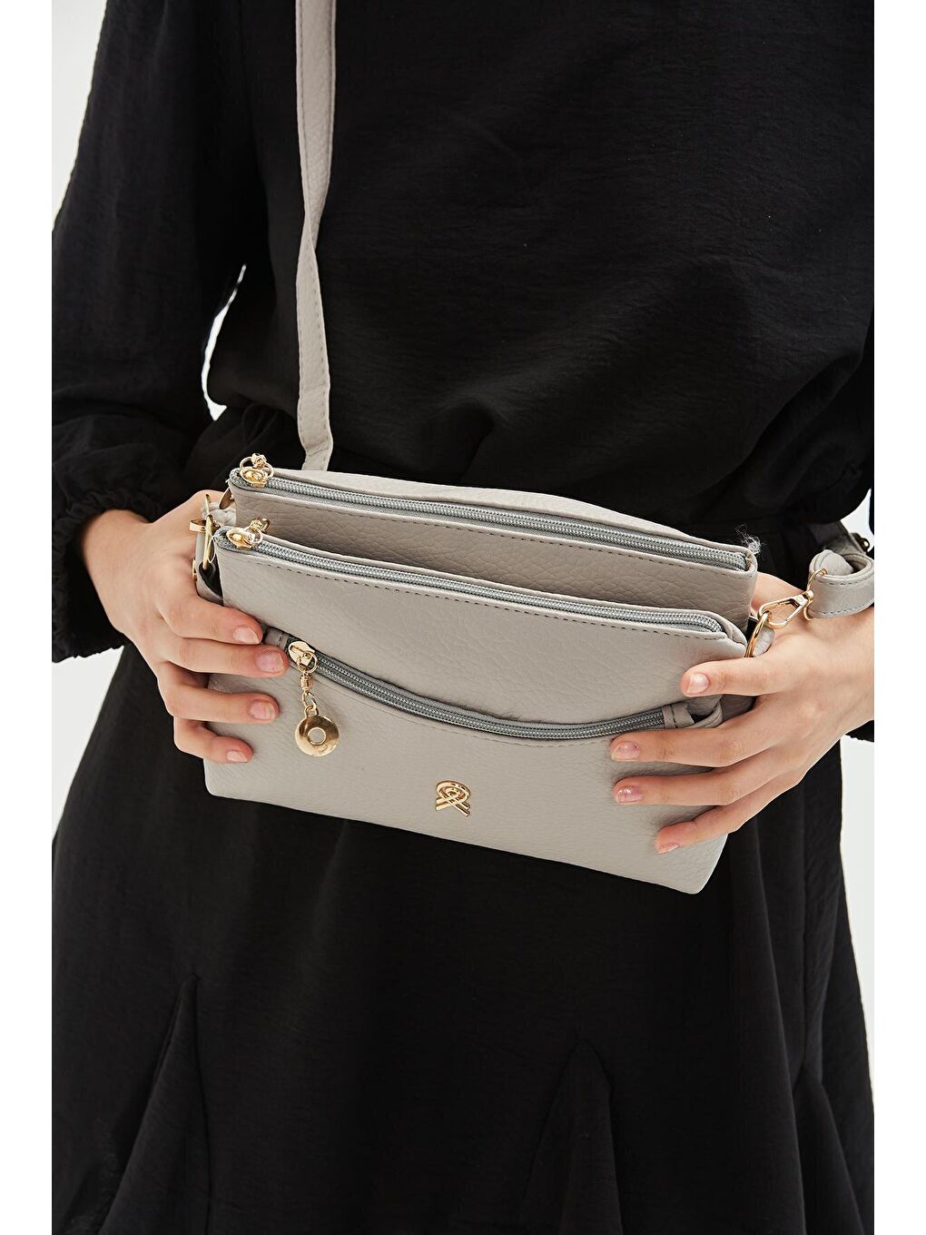 3 Gözlü Uzun Askılı Vito Kadın Çapraz Çanta Gri-2