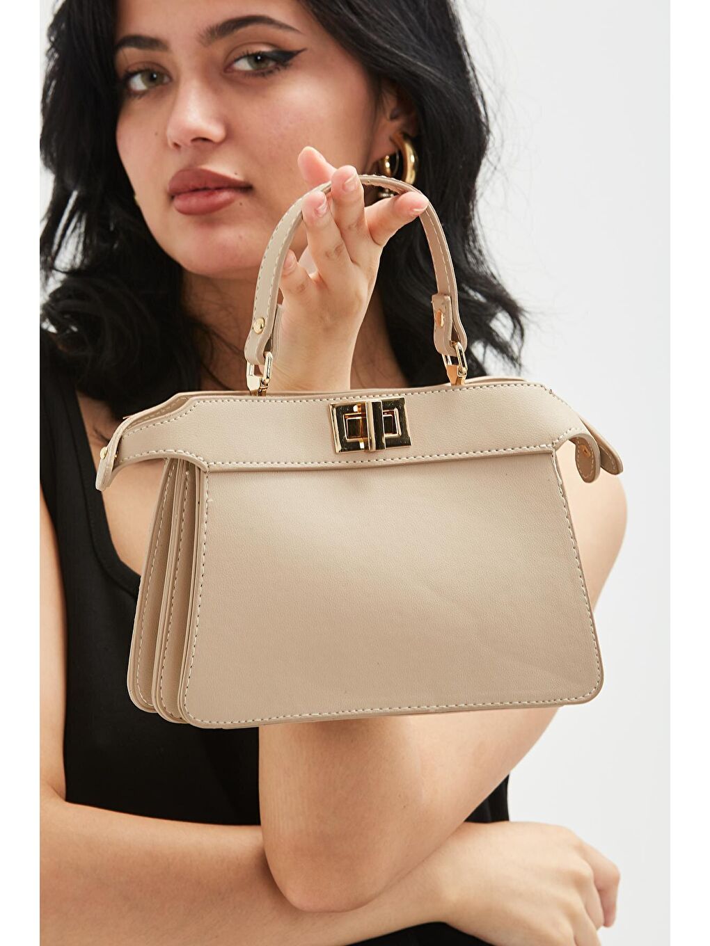 Uzun Askılı Özel Kilit Sistemli Heleni Kadın Çapraz Çanta Bej-1