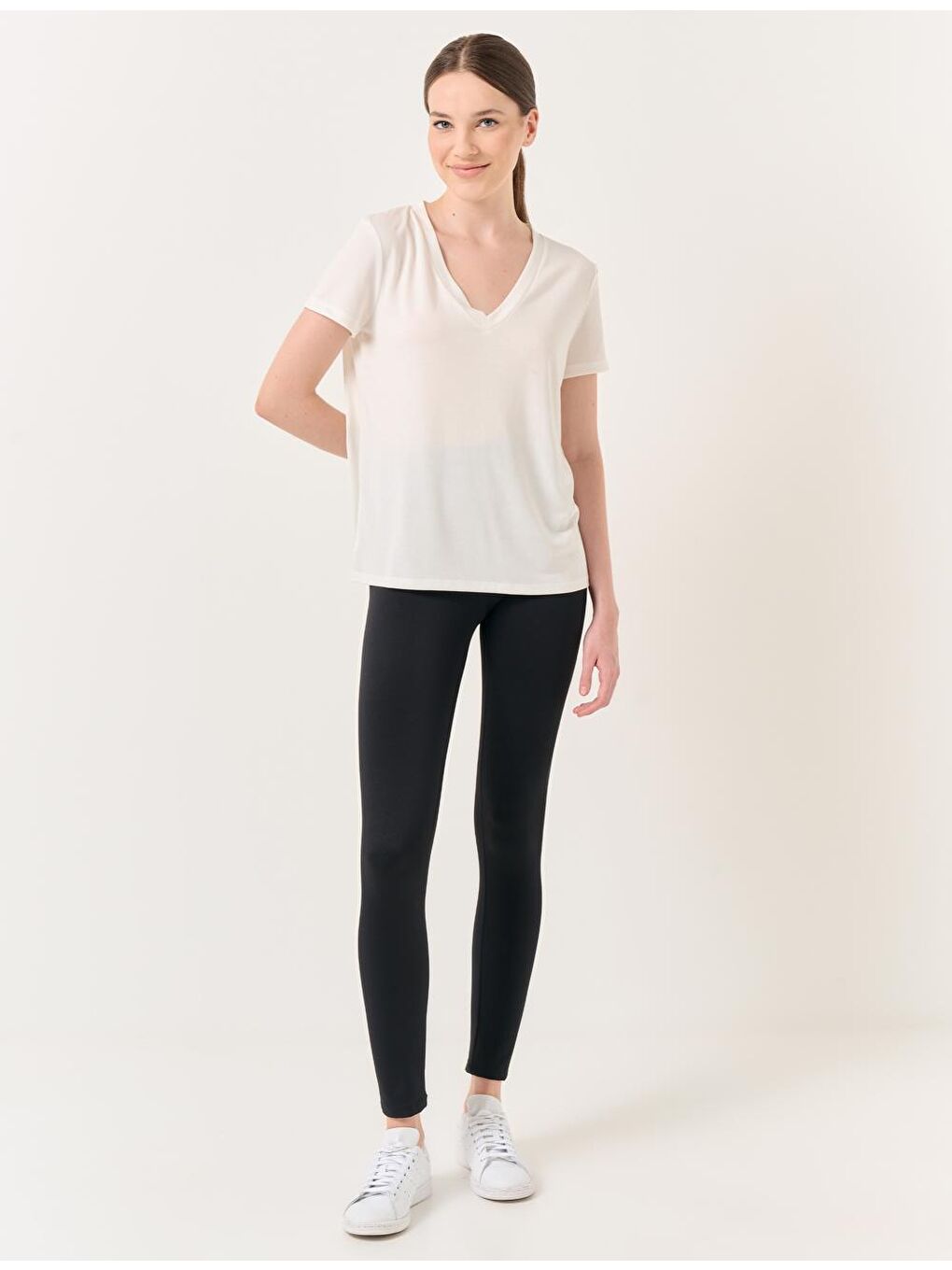 Siyah Dar Kesim Yüksek Bel Dar Paça Basic Örme Tayt-1