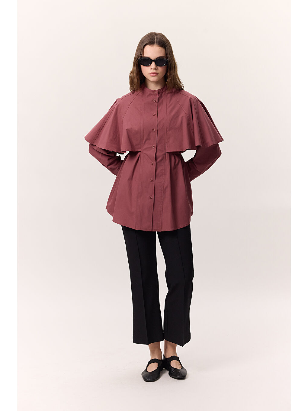 Pembe Pelerinli Tasarım Gömlek Gülkurusu-3