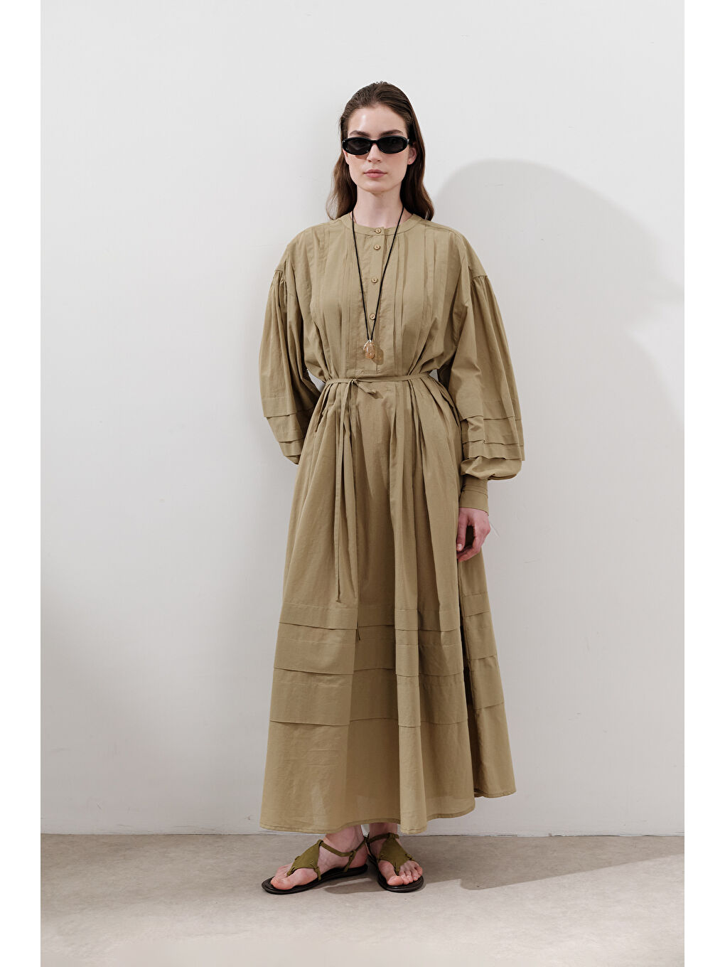 Kahverengi Nervürlü Geniş Elbise Toprak-1