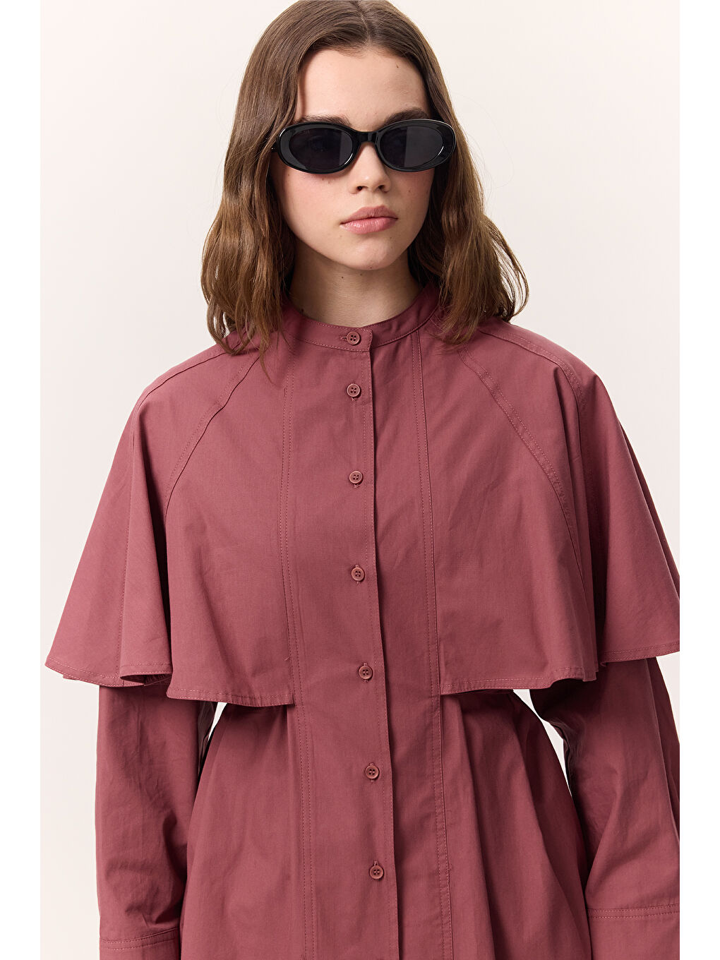 Pembe Pelerinli Tasarım Gömlek Gülkurusu-5