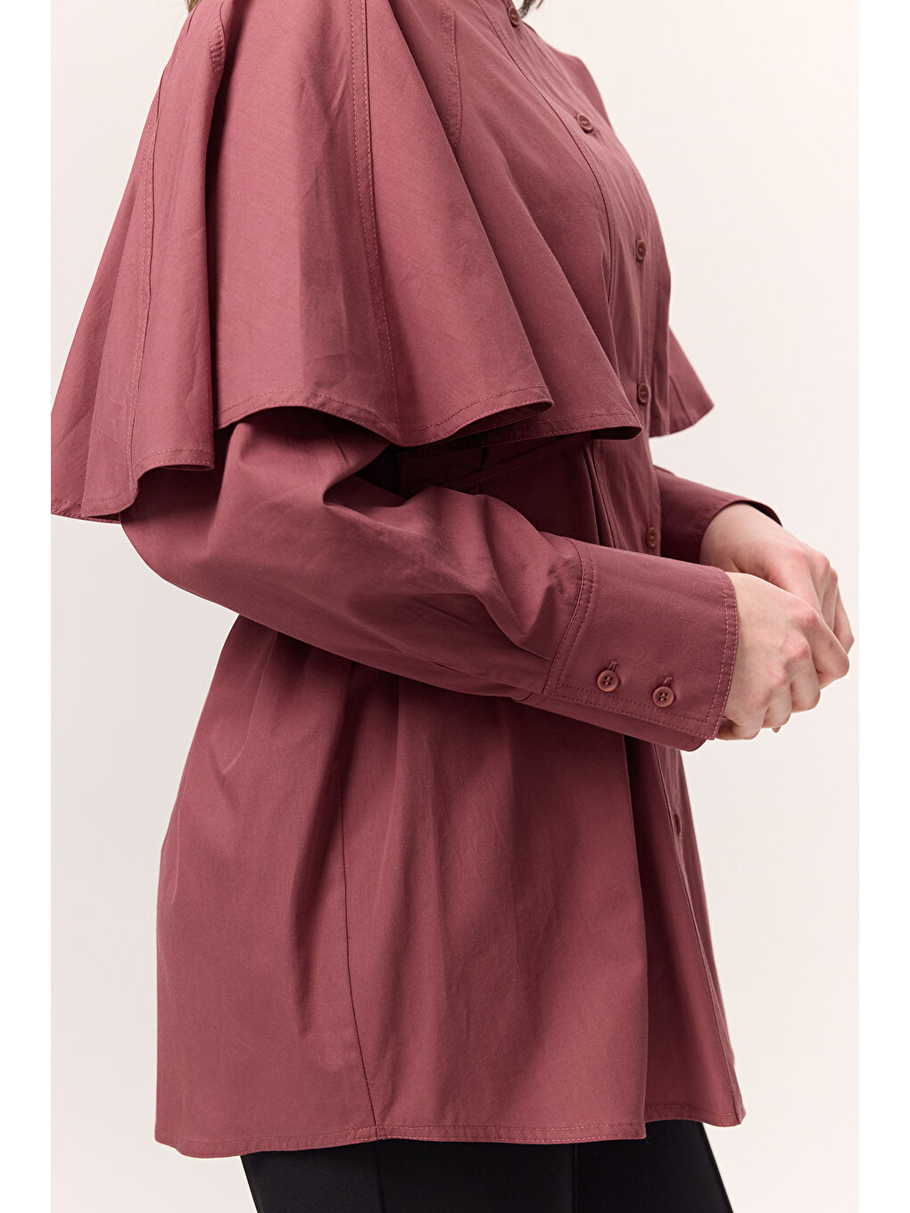 Pembe Pelerinli Tasarım Gömlek Gülkurusu-6