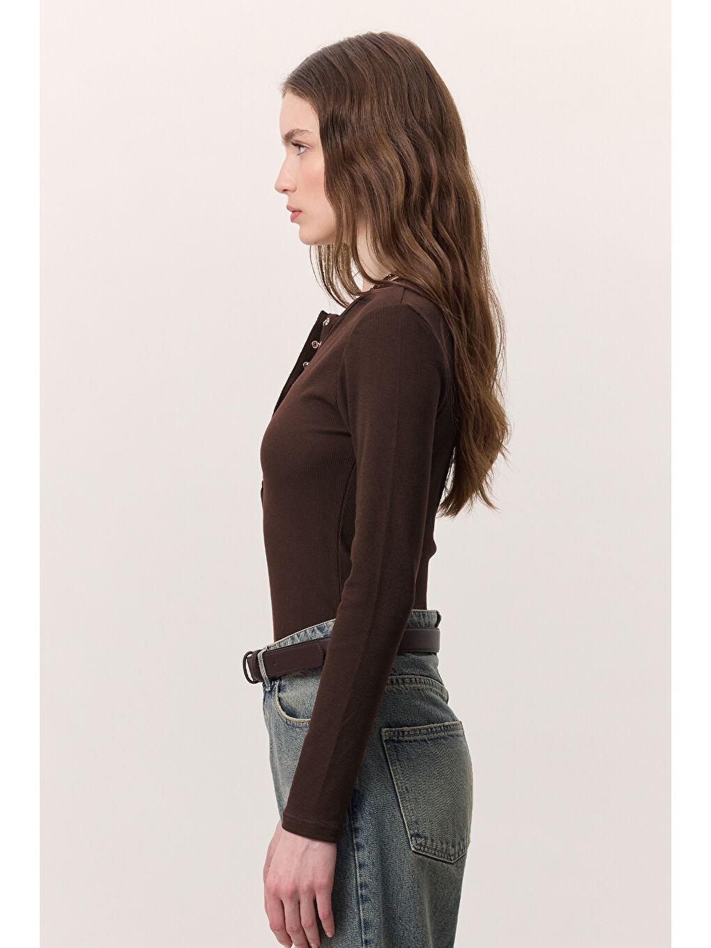 Kahverengi Uzun Kollu Yakası Çıtçıtlı Body Acı Kahve-6