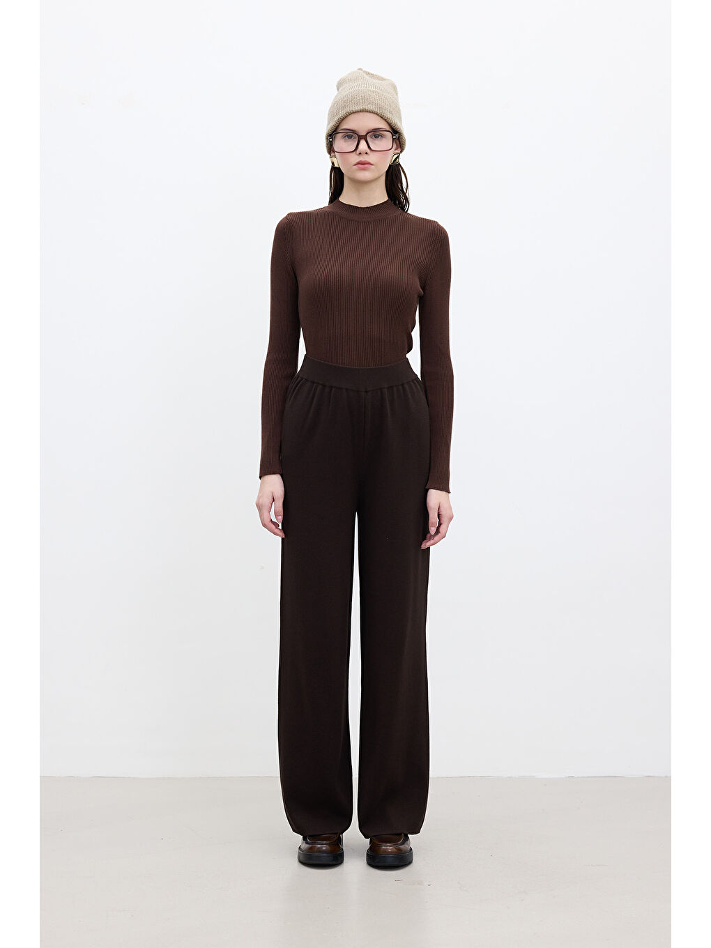 Düz Paça Triko Pantolon Kahverengi-4