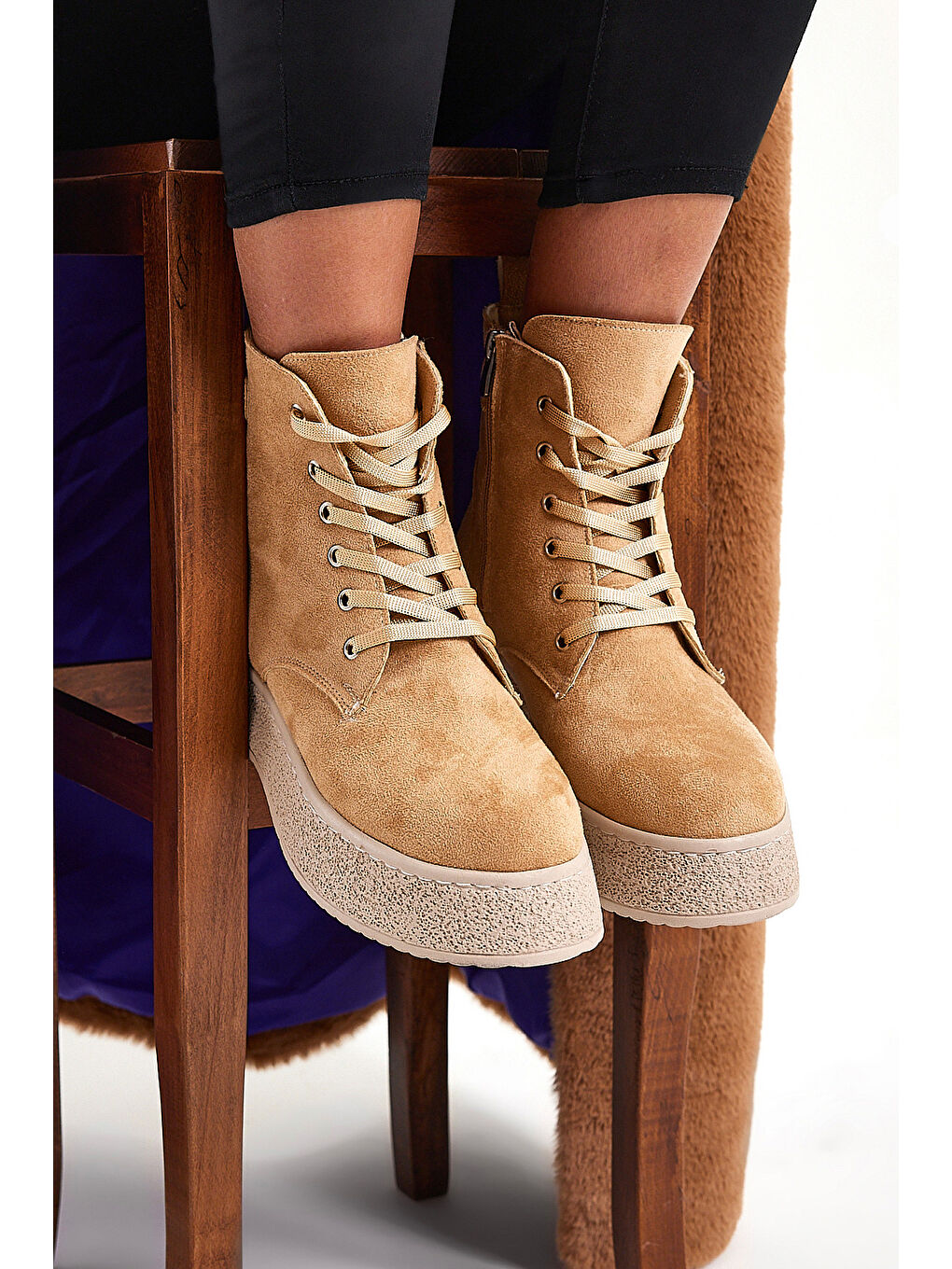 Bej Kadın Nude Süet Yüksek Poli Taban Bağcıklı Süet Bot-3