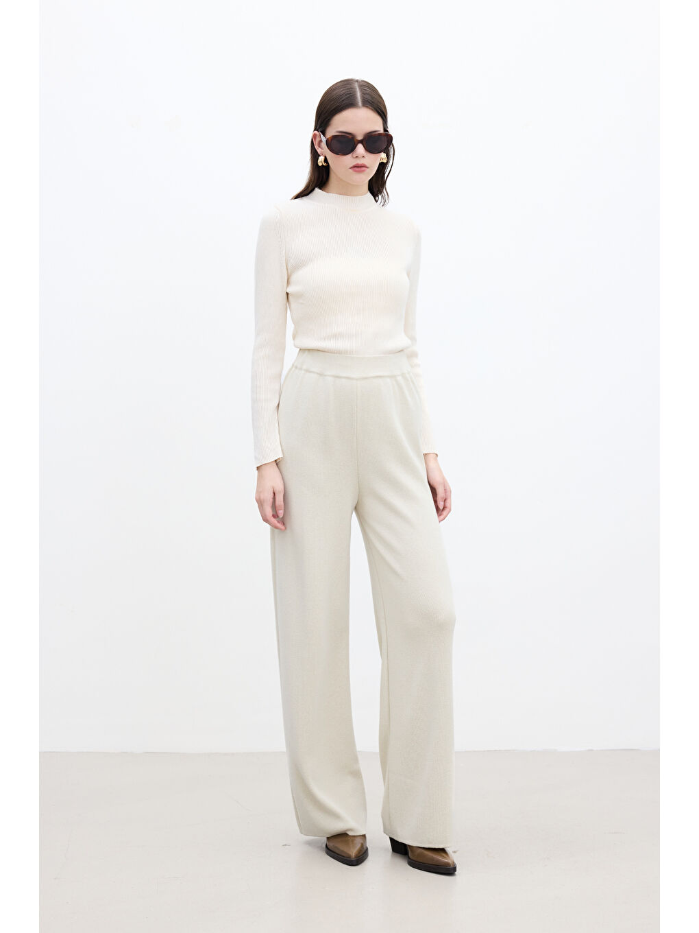 Düz Paça Triko Pantolon Bej-2