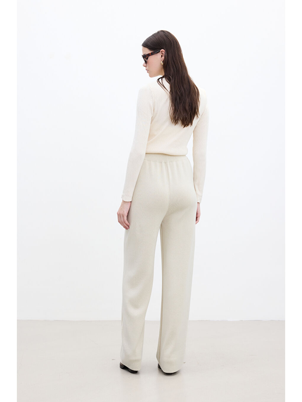 Düz Paça Triko Pantolon Bej-5