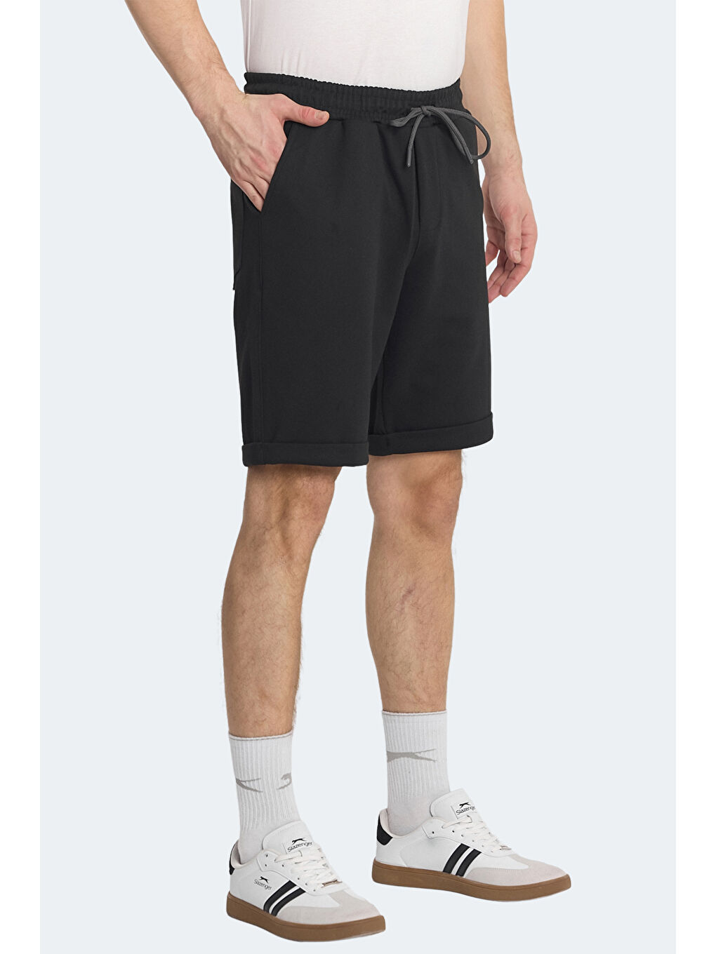 NOVA Erkek Cepli Siyah Şort-2