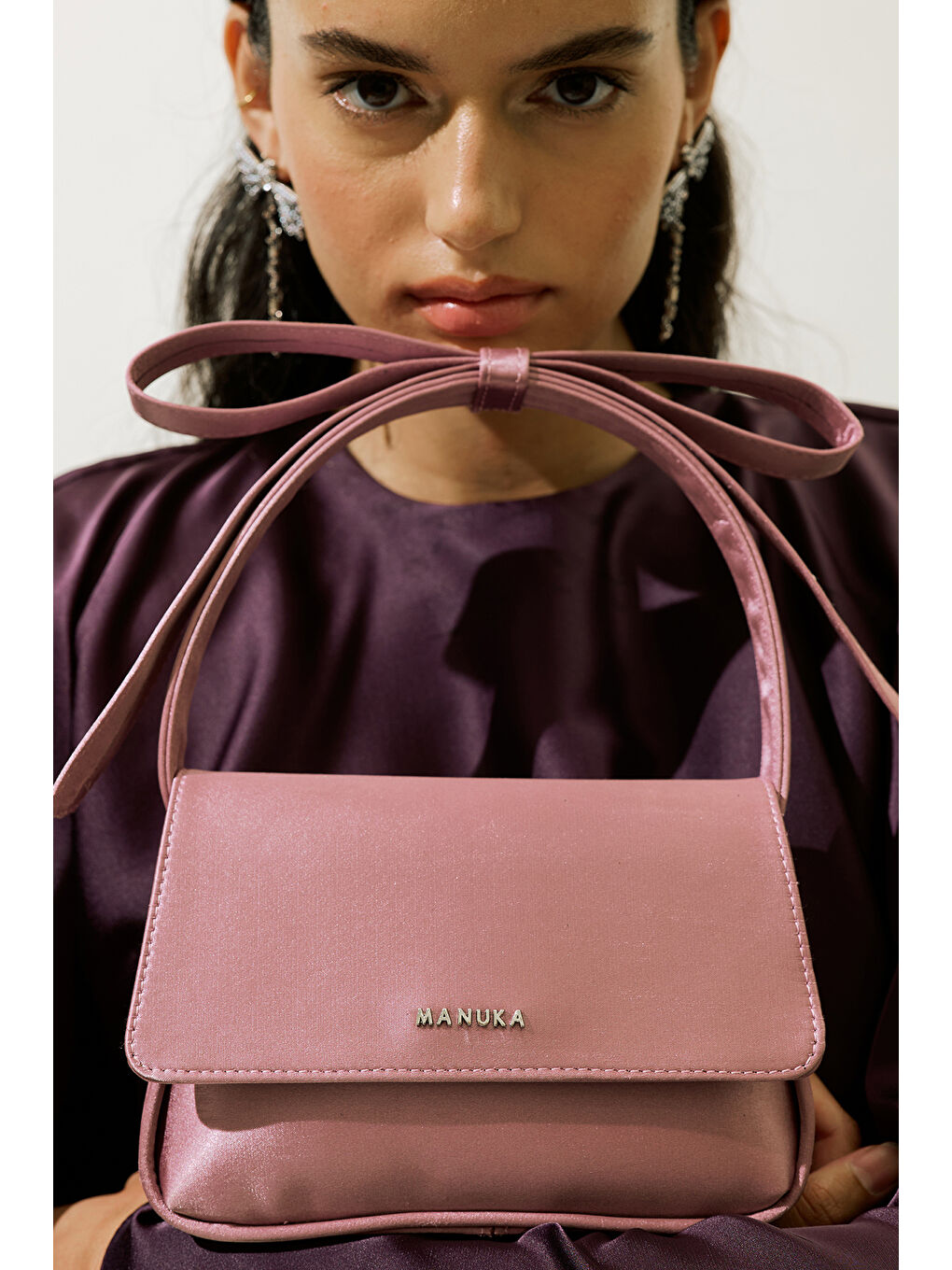 Pembe Fiyonk Detaylı Çanta Pudra-2