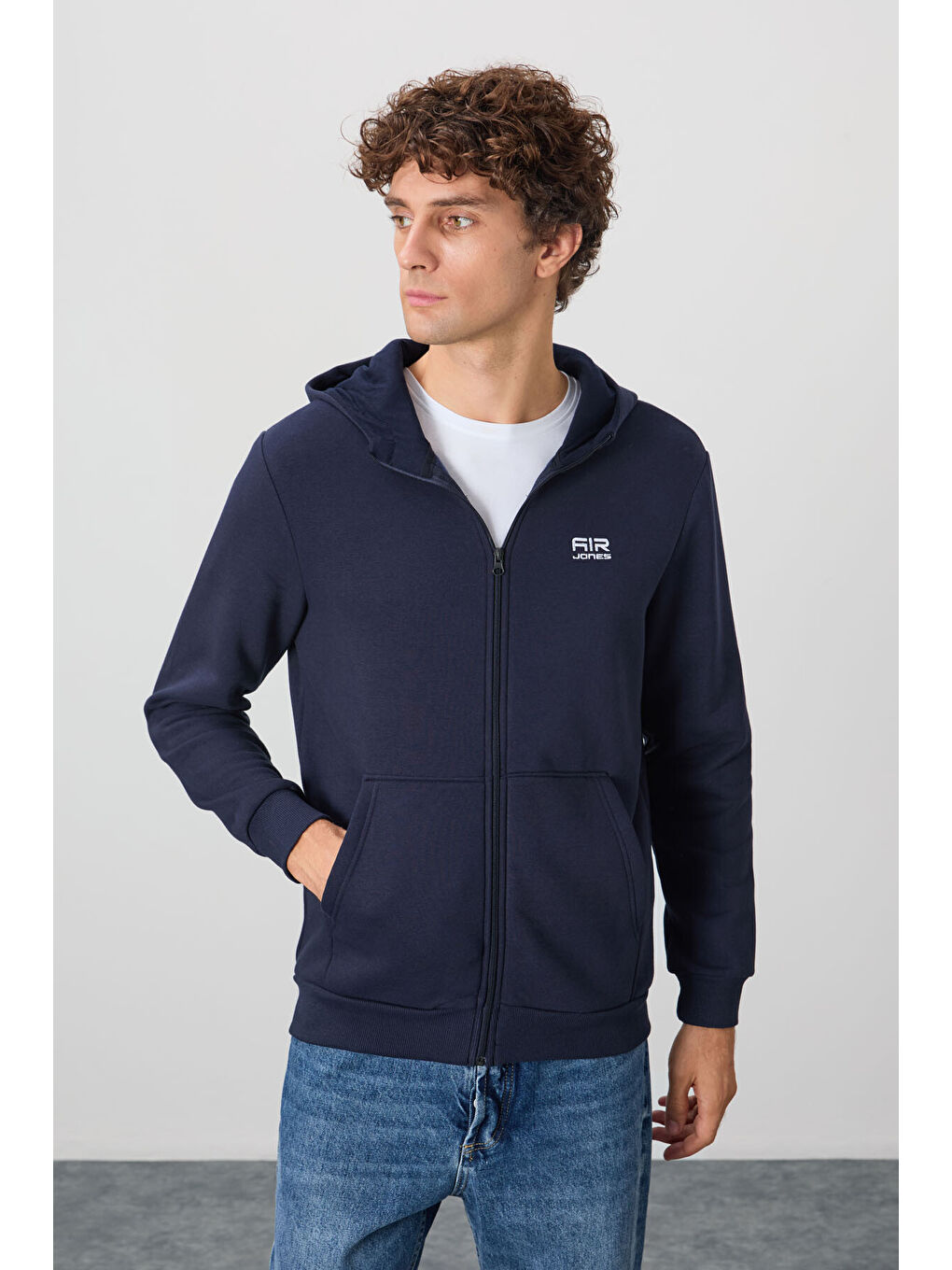 Lacivert  Kapüşonlu Cep Detaylı Şardonlu Rahat Kalıp Erkek Fermuarlı Sweatshirt - 88139-3