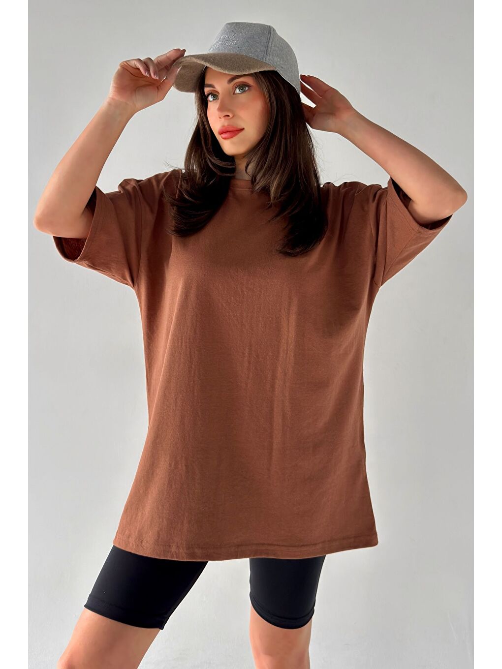 Kahverengi Kadın Düz Renk Vizon Oversize T Shirt