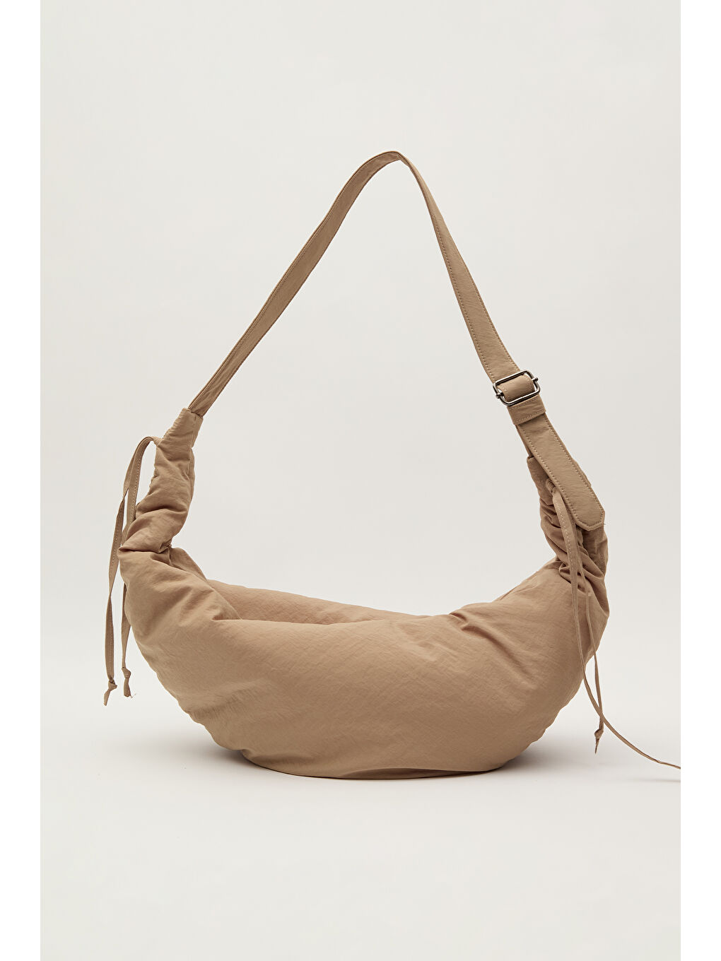 Kahverengi Büzgülü Çapraz Çanta Toprak