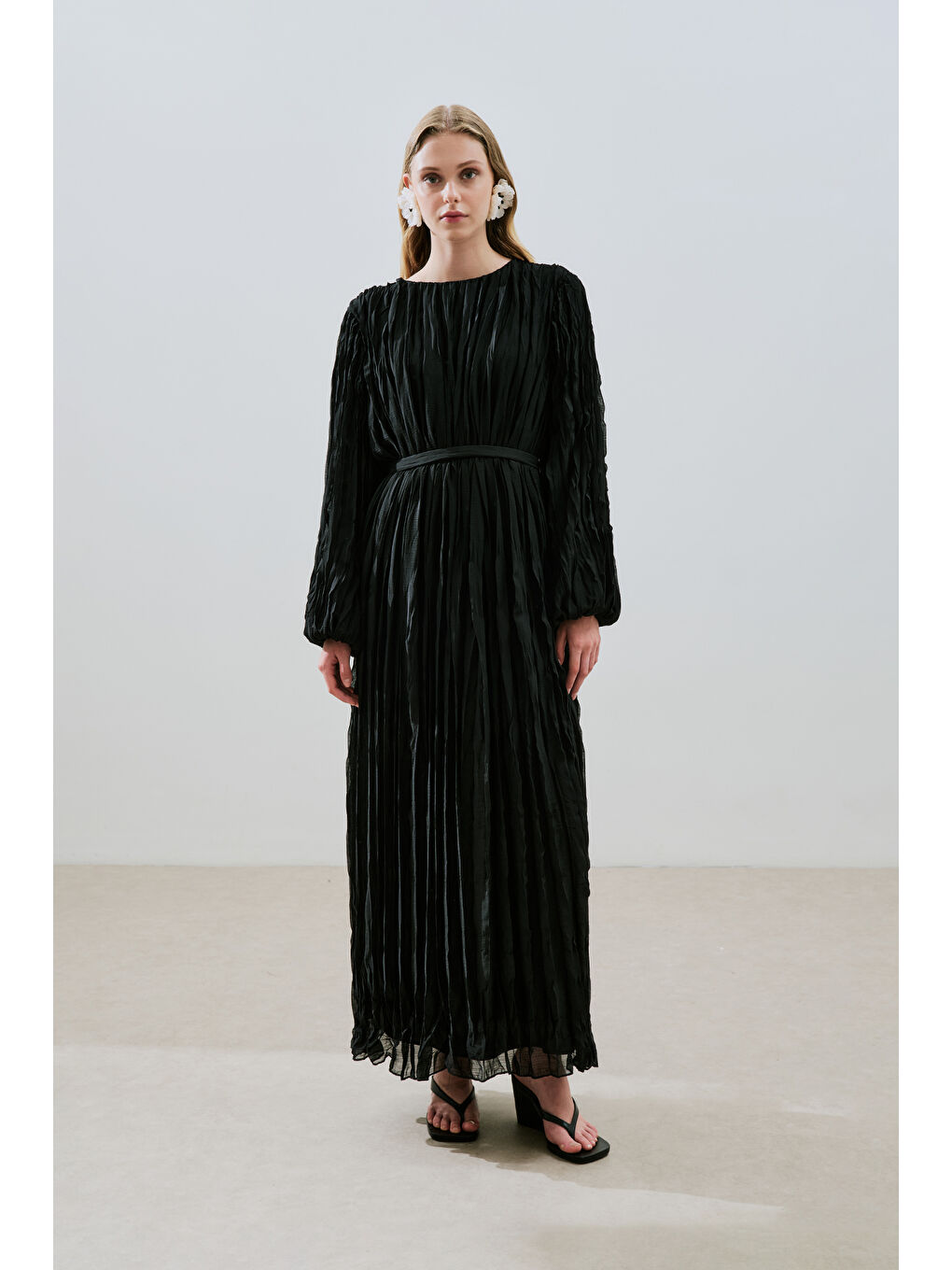 Piliseli Şifon Elbise Siyah