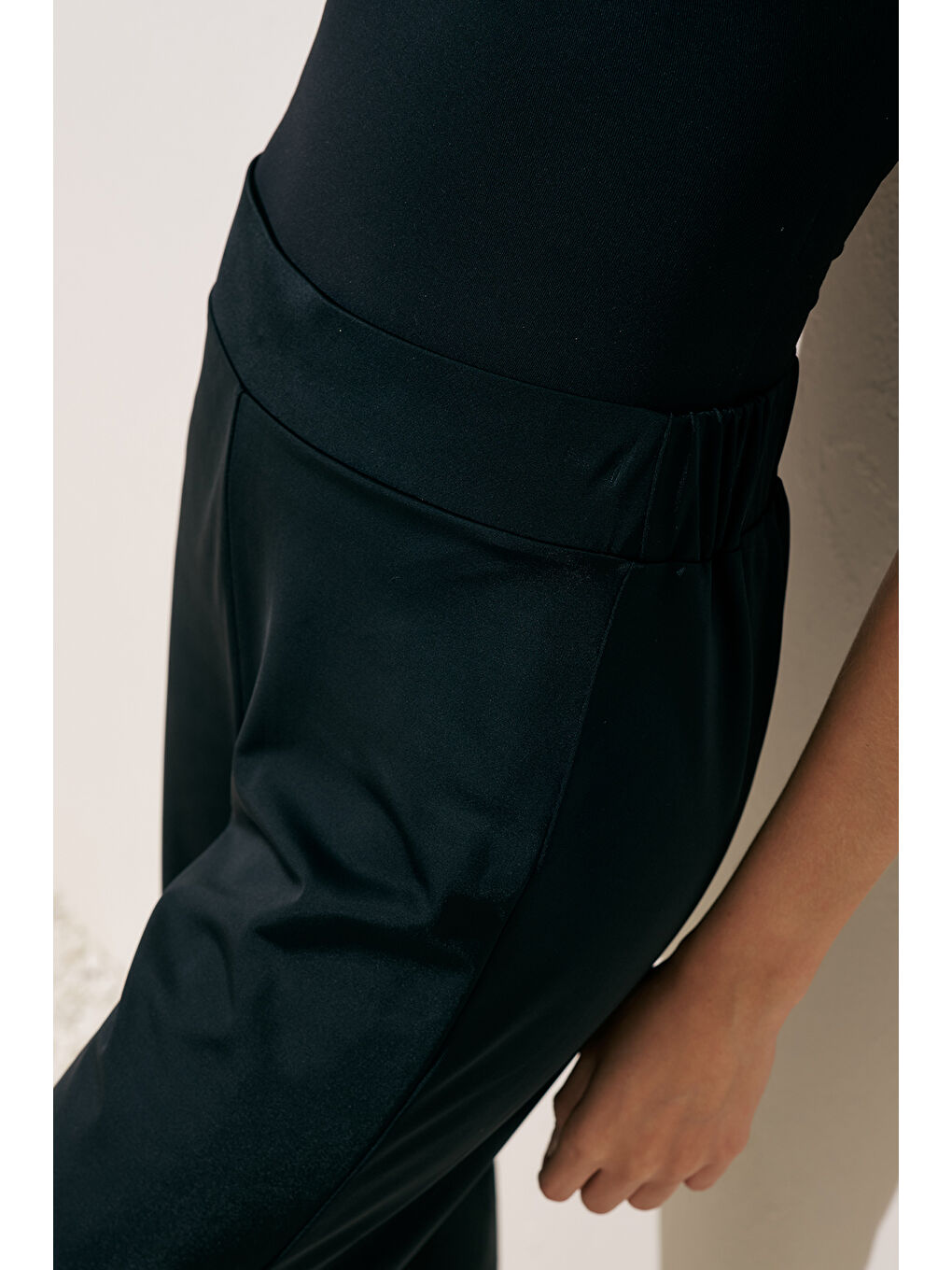 Uzun Paça Tesettür Pantolon Mayo Siyah-3