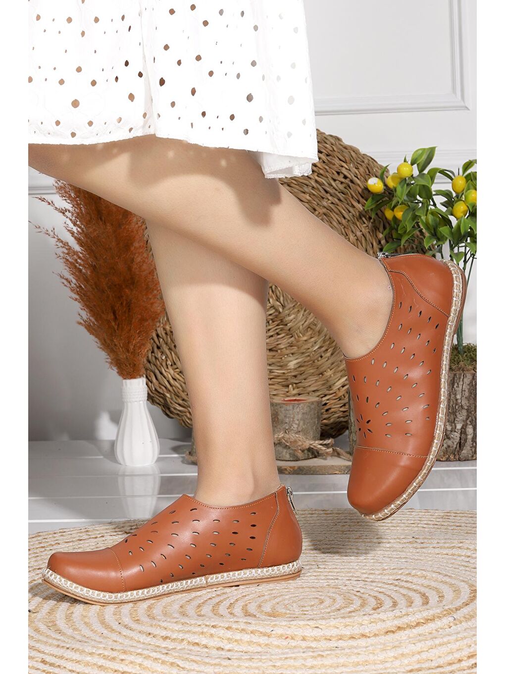 Kahverengi Cilt Ortopedik Kadın Babet Ayakkabı 139-42-2