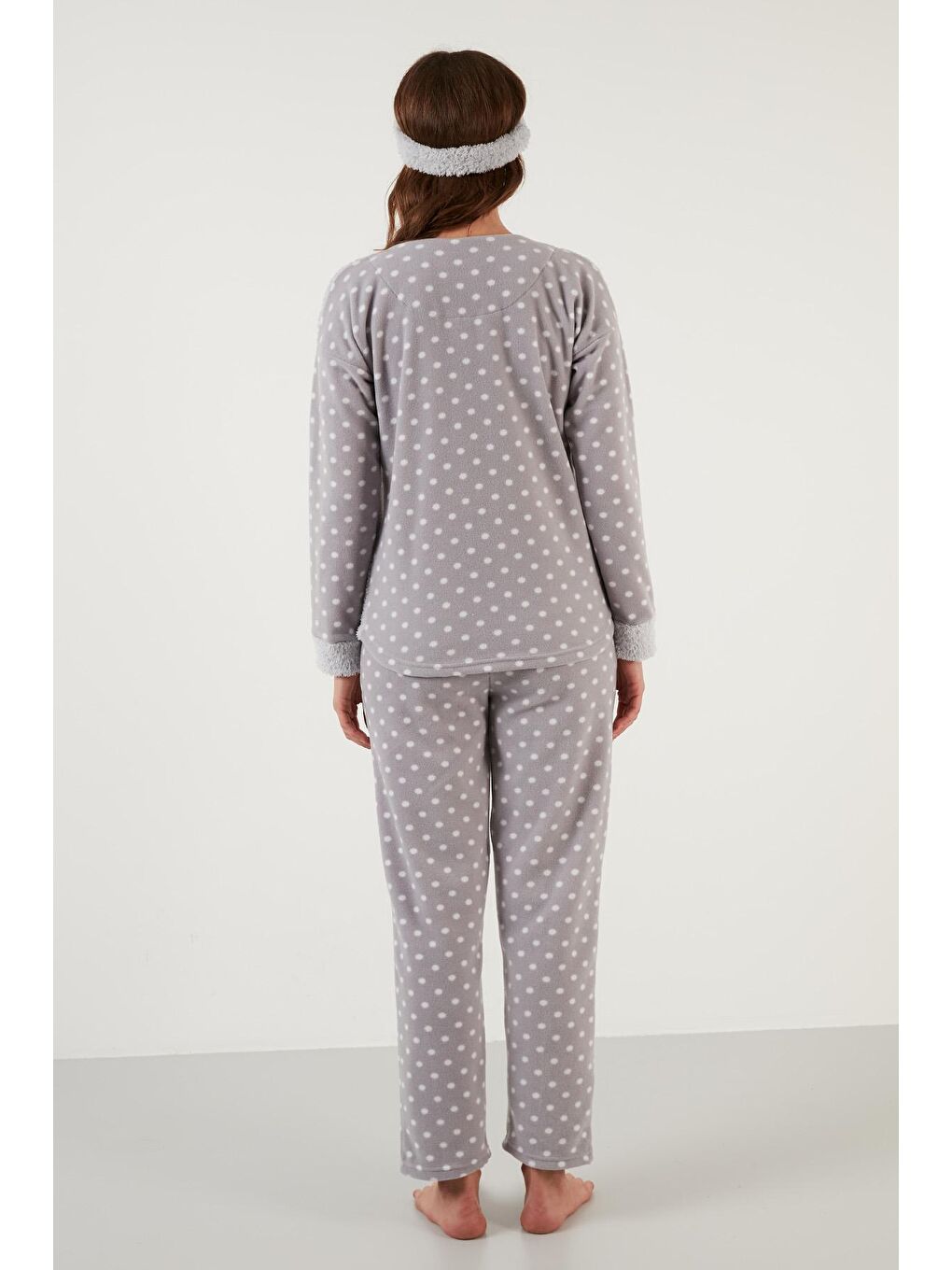 Gri Baskılı Puantiyeli Saç Bantlı Peluş Pijama Takımı 6094120-4