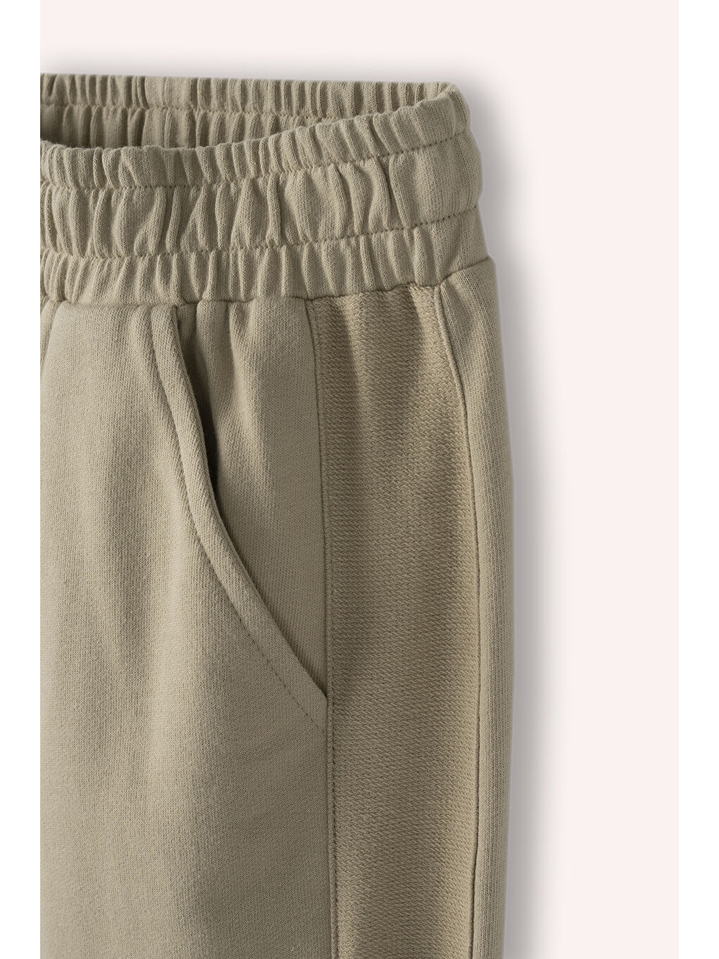 Erkek Çocuk Beli Lastikli Haki Eşofman Altı-1