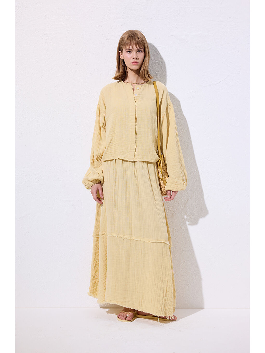 Müslin Katlı Geniş Etek Sarı-1