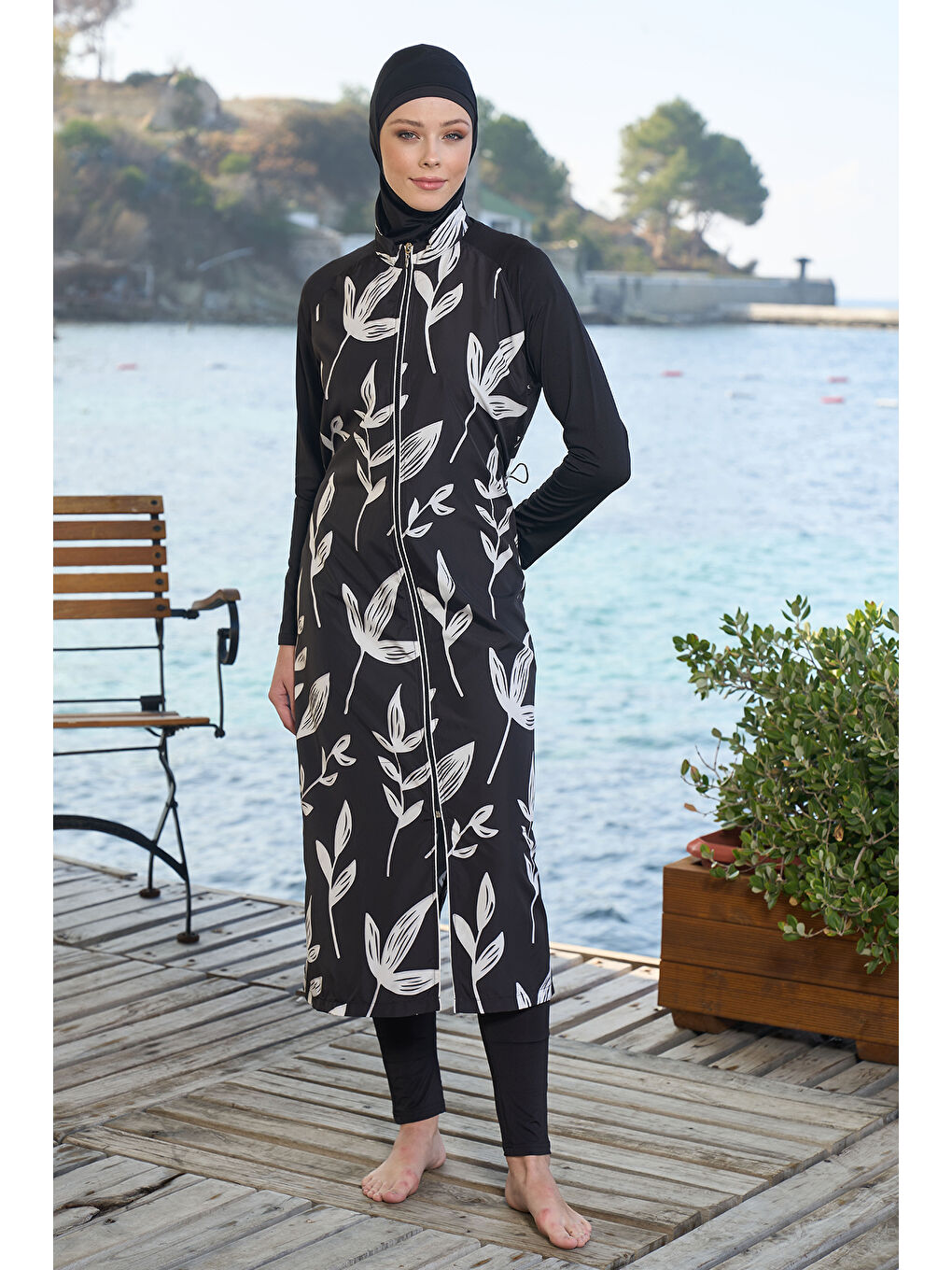 Uzun Tam Boy Tam Kapalı Tesettür Mayo 25980 Siyah-1