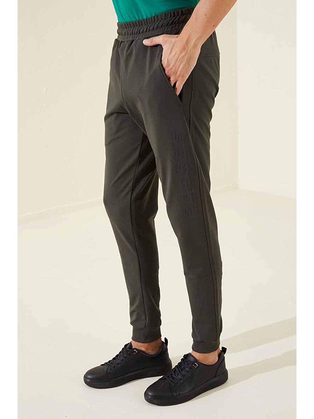 Haki Sports Yazı Baskılı Standart Kalıp Jogger Erkek Eşofman Alt - 84653-1