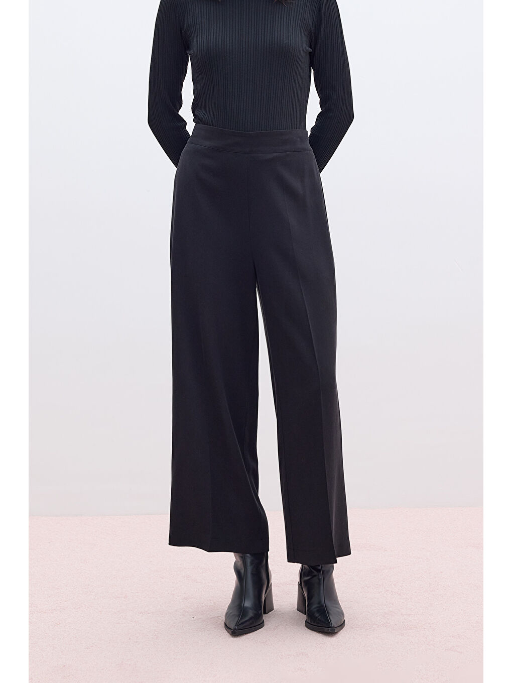 Lyocell Geniş Paça Pantolon Siyah-3