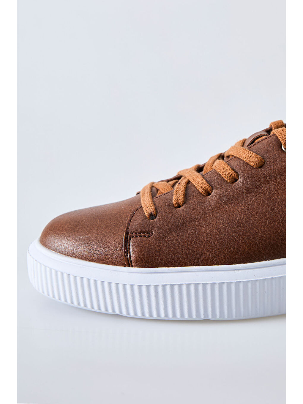 Kahverengi Taba Bağcıklı Delikli Suni Deri Erkek Spor Ayakkabı - 89129-6