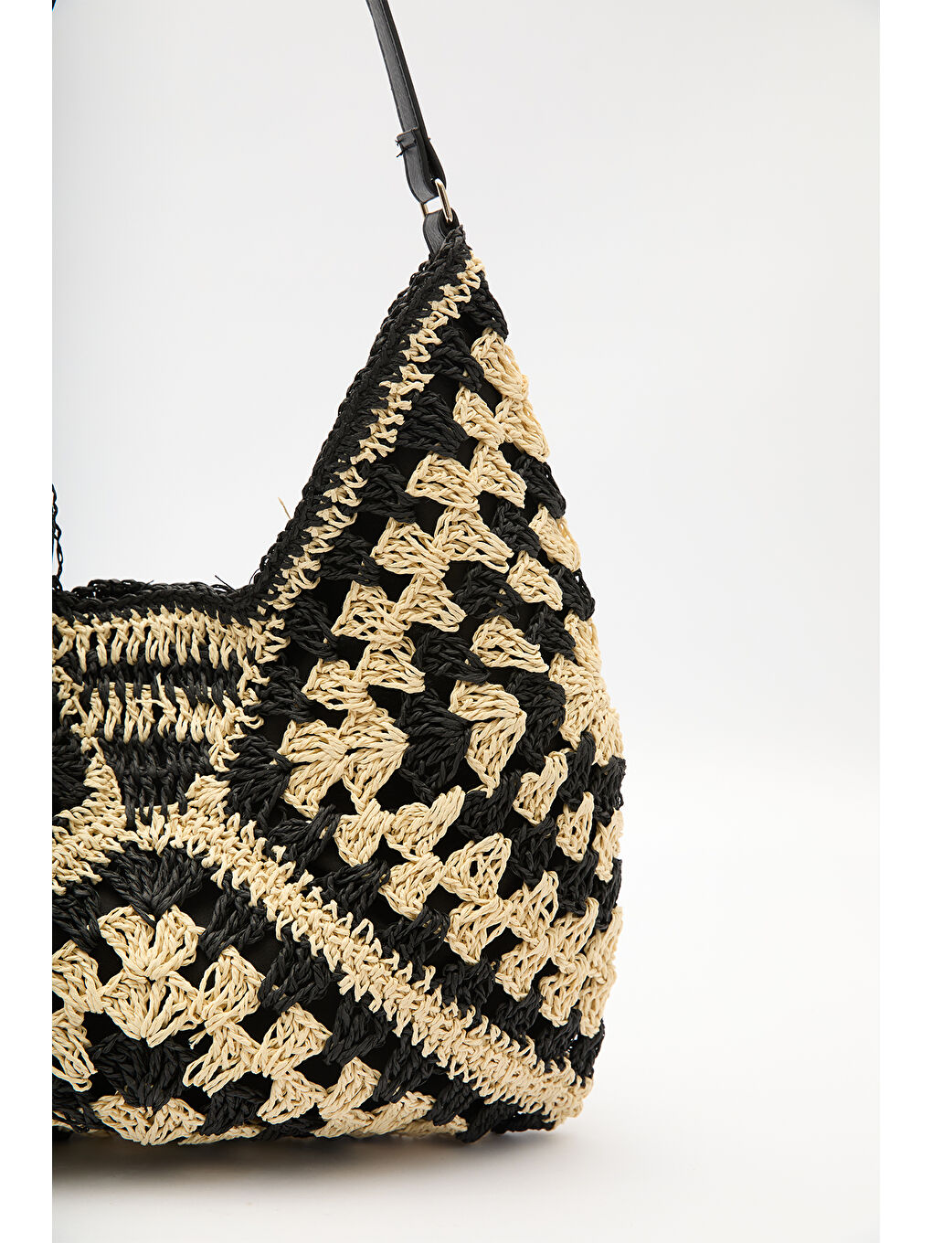 Desenli Hasır Kol Çantası Siyah-5