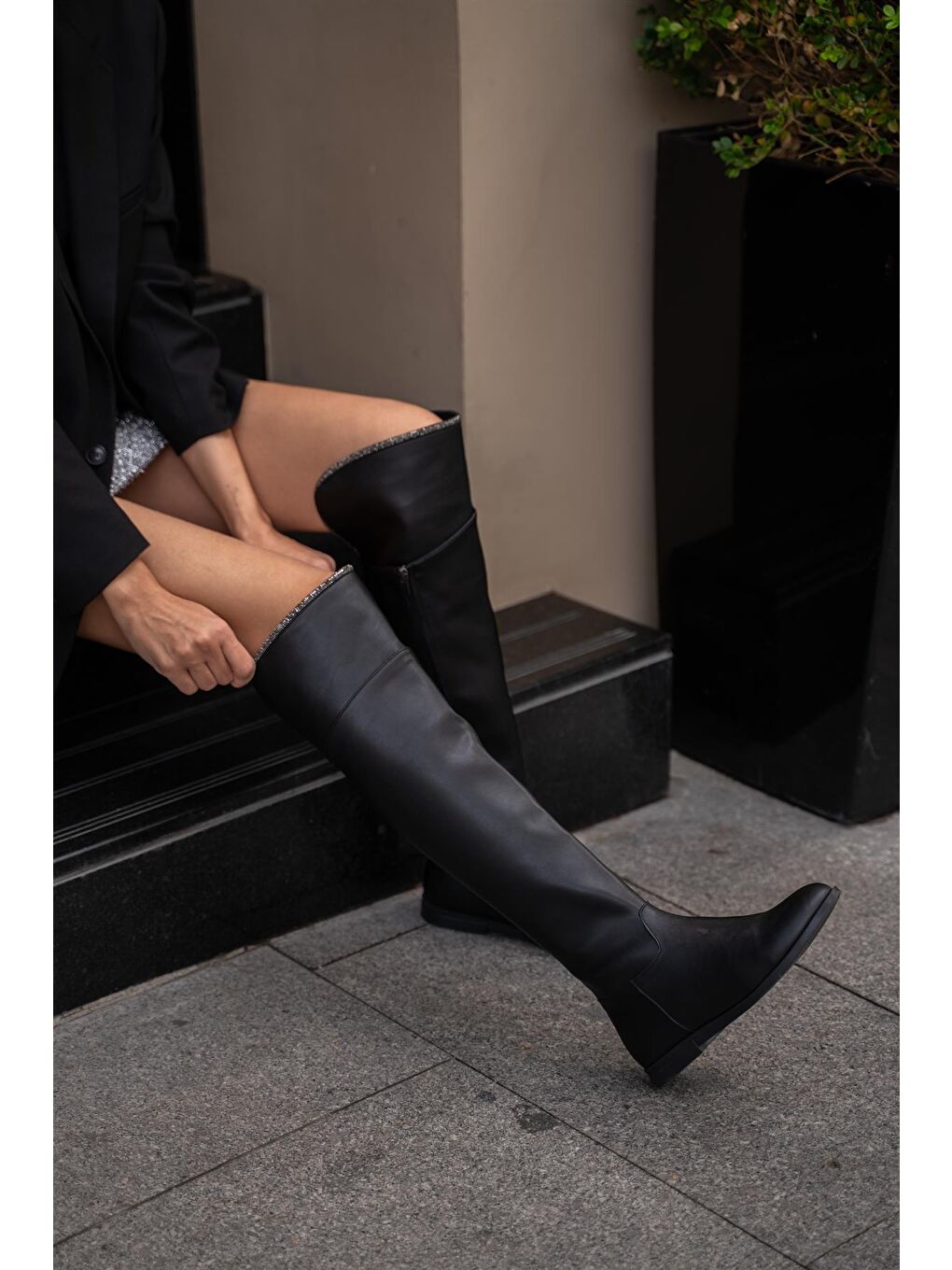 Siyah Kadın Taş Detaylı Uzun Deri Kadın Çizme-4