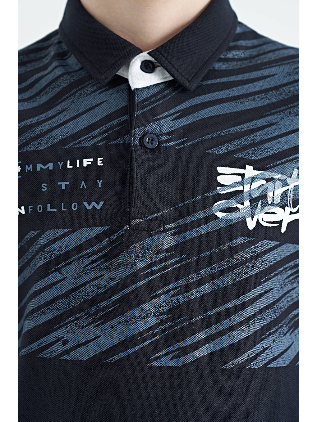 Lacivert Baskı Detaylı Pola Yaka Standart Kalıp Erkek Çocuk Tişört - 11161-2