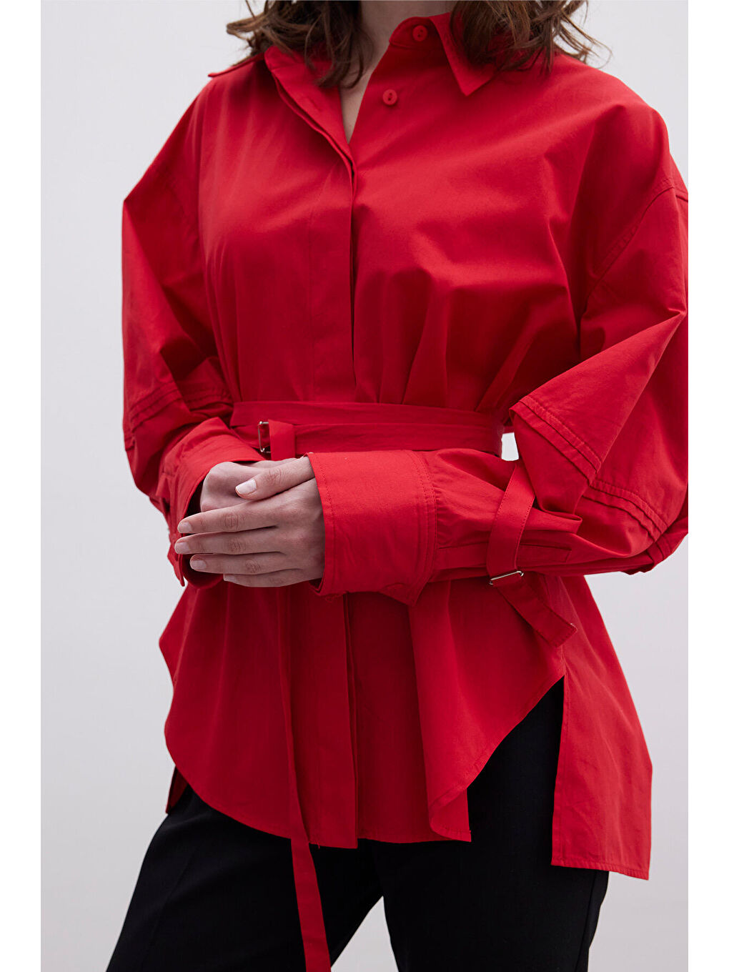 Kemer Detaylı Gömlek Kırmızı-4
