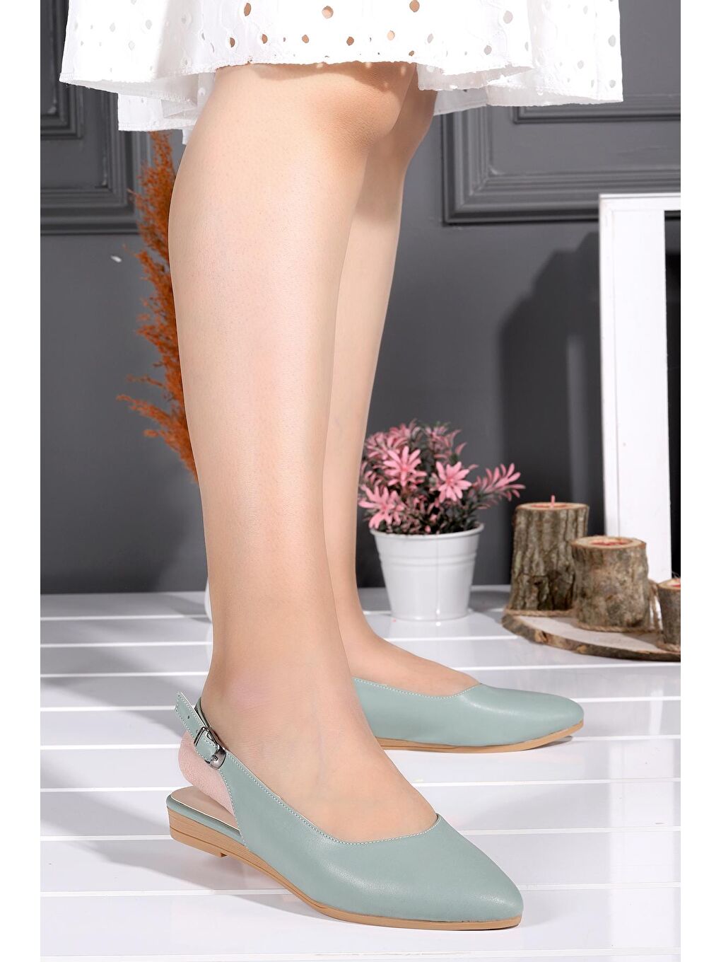 Yeşil Cilt Günlük Kemerli Kadın Babet 1920.115