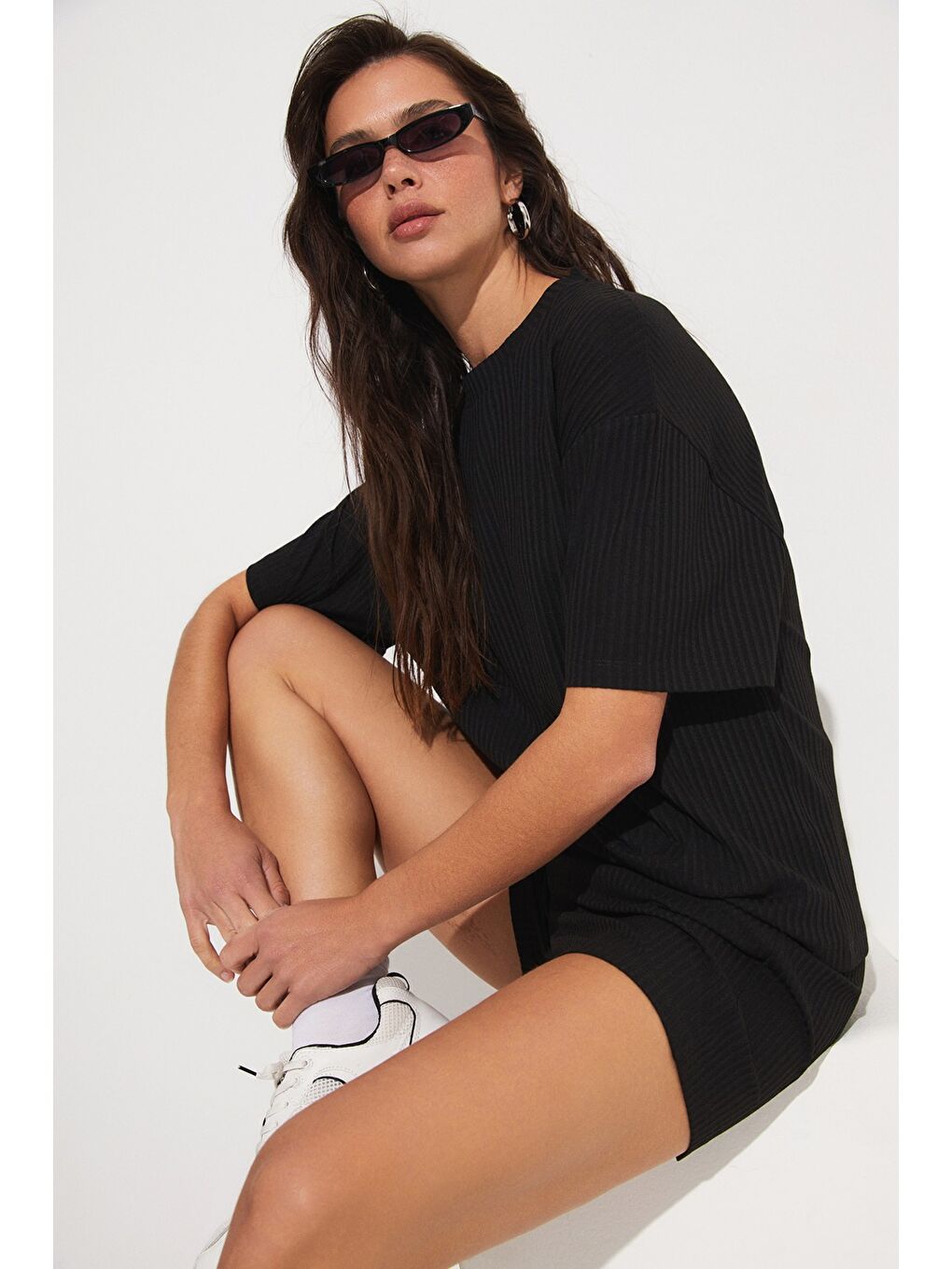 Siyah Kadın Viskon Karışımlı Kaşkorse Tişört Şort Örme Takım-4