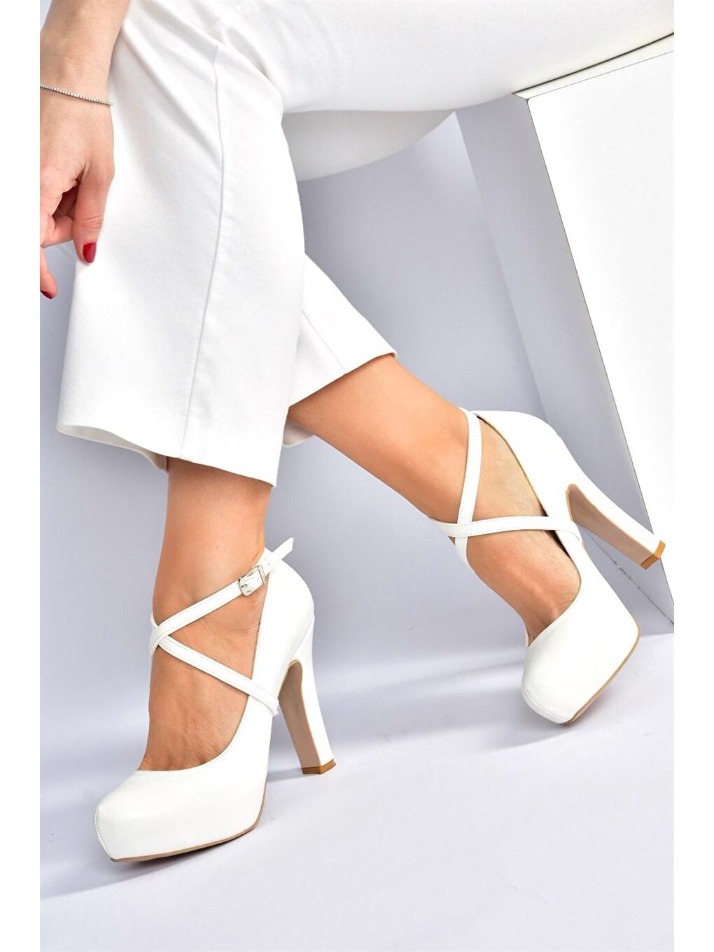 Beyaz Platform Topuklu Kadın Abiye Ayakkabı M348007609