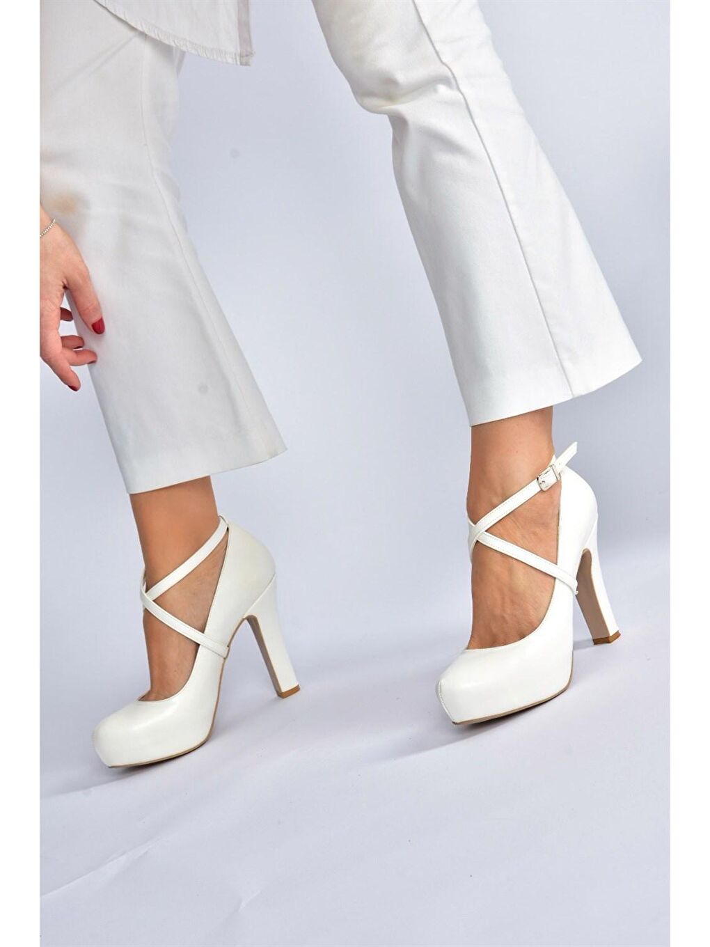 Beyaz Platform Topuklu Kadın Abiye Ayakkabı M348007609-1