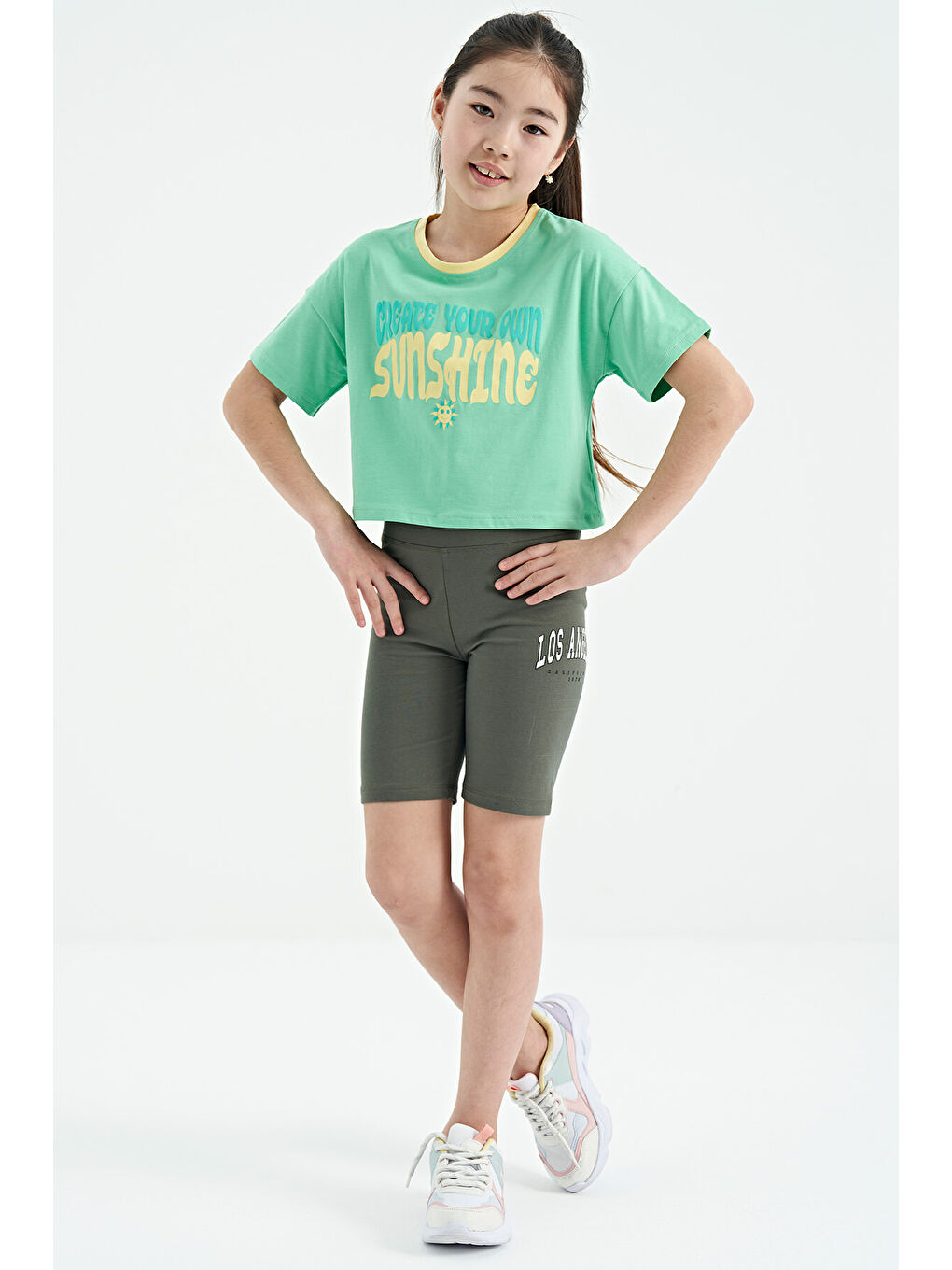 Turkuaz Su Yeşili Renkli Yazı Baskılı O Yaka Oversize  Kısa Kollu Kız Çocuk Tişört - 75111-3