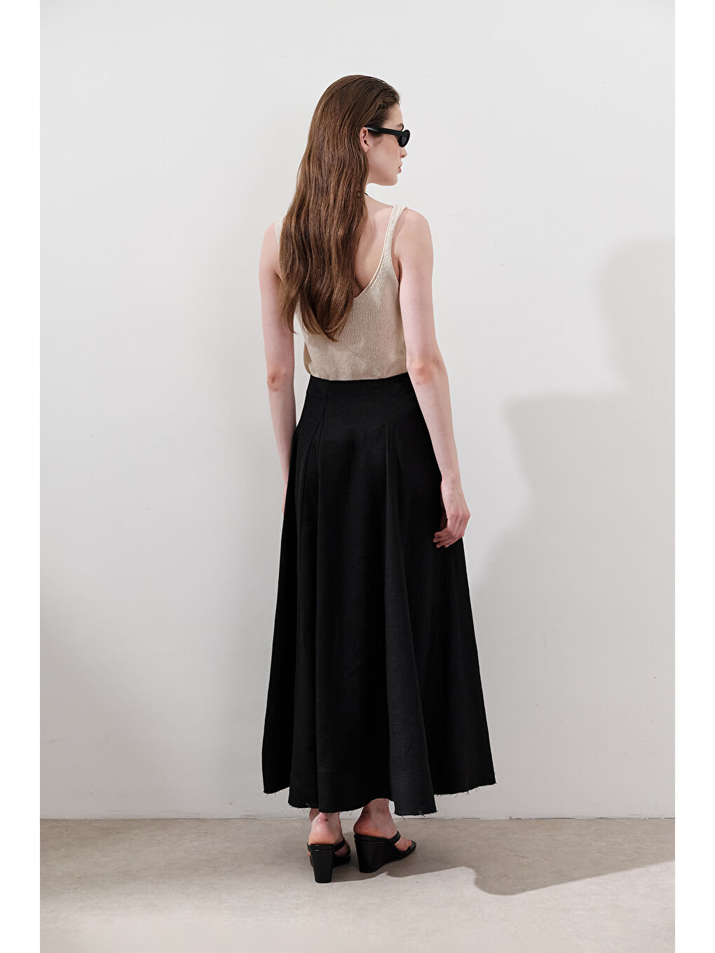 Keten Geniş Parçalı Etek Siyah-6