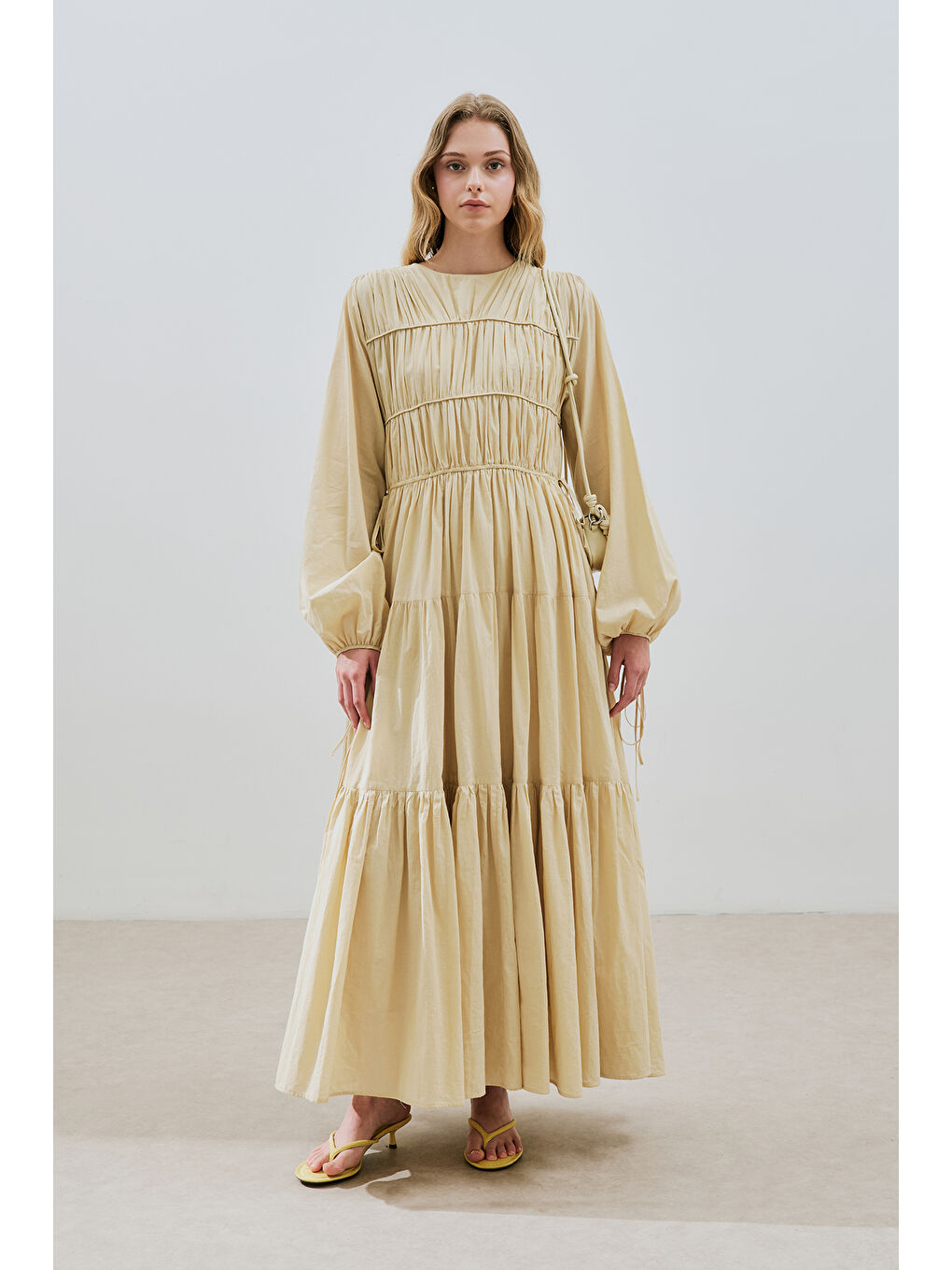 Büzgülü Uzun Kol Elbise Pastel Sarı-1