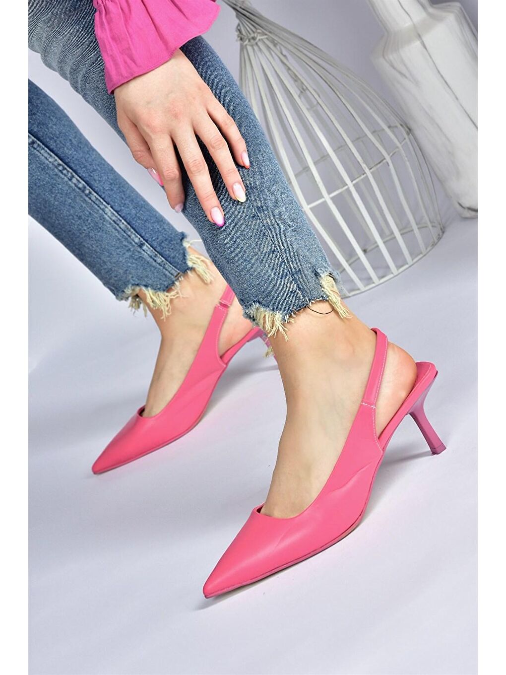 Pembe Sivri Burun Kısa Topuklu Kadın Ayakkabı M928672809-2