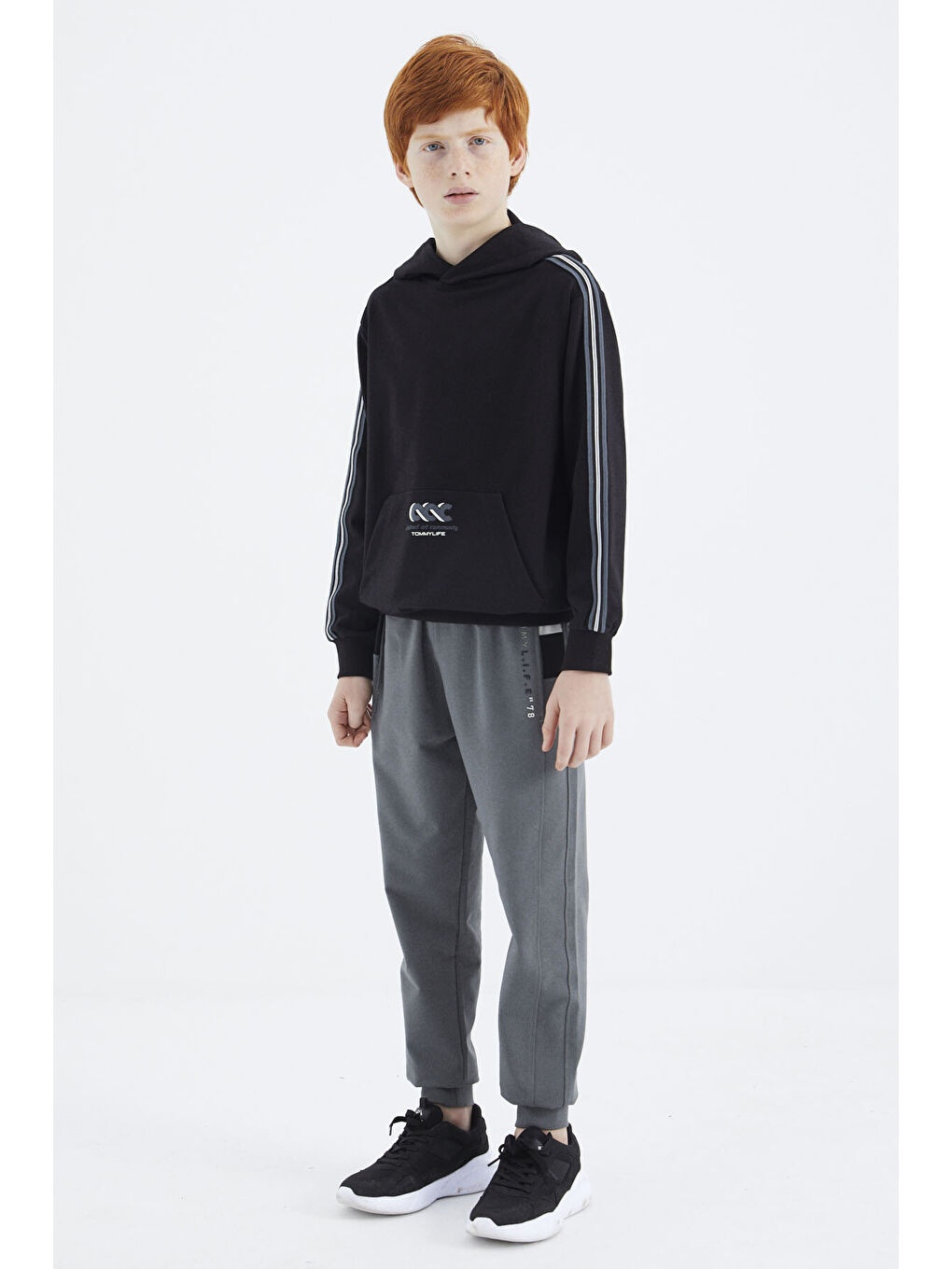 Siyah Kanguru Cepli Erkek Çocuk Sweatshirt - 11176-2