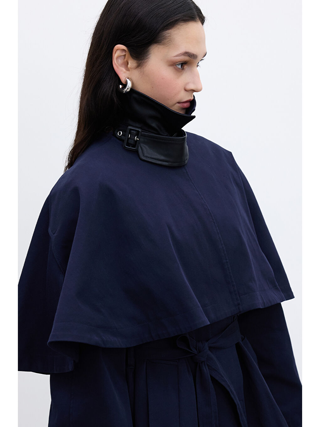 Pelerin Detaylı Trençkot Lacivert-2