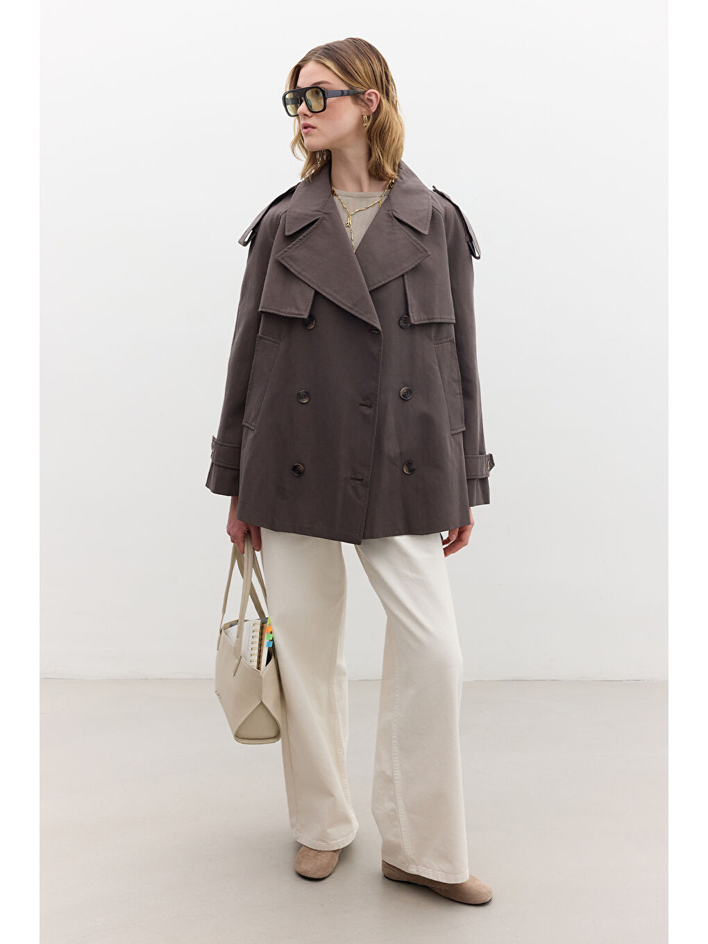 Bej Kruvaze Kesim Kısa Trençkot Vizon-1