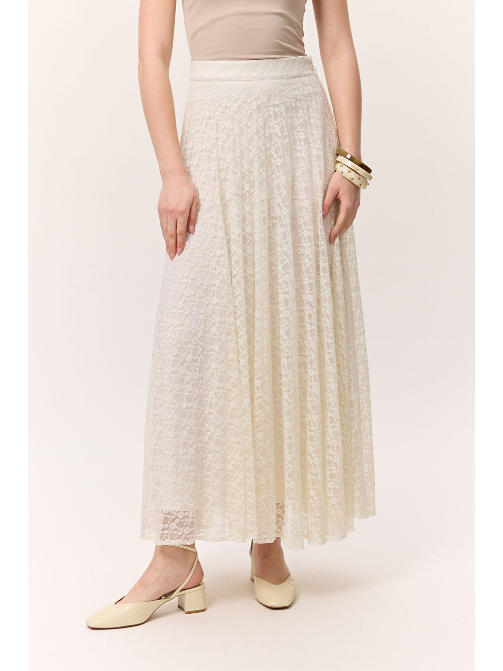 Dantel Piliseli Etek Ekru-4