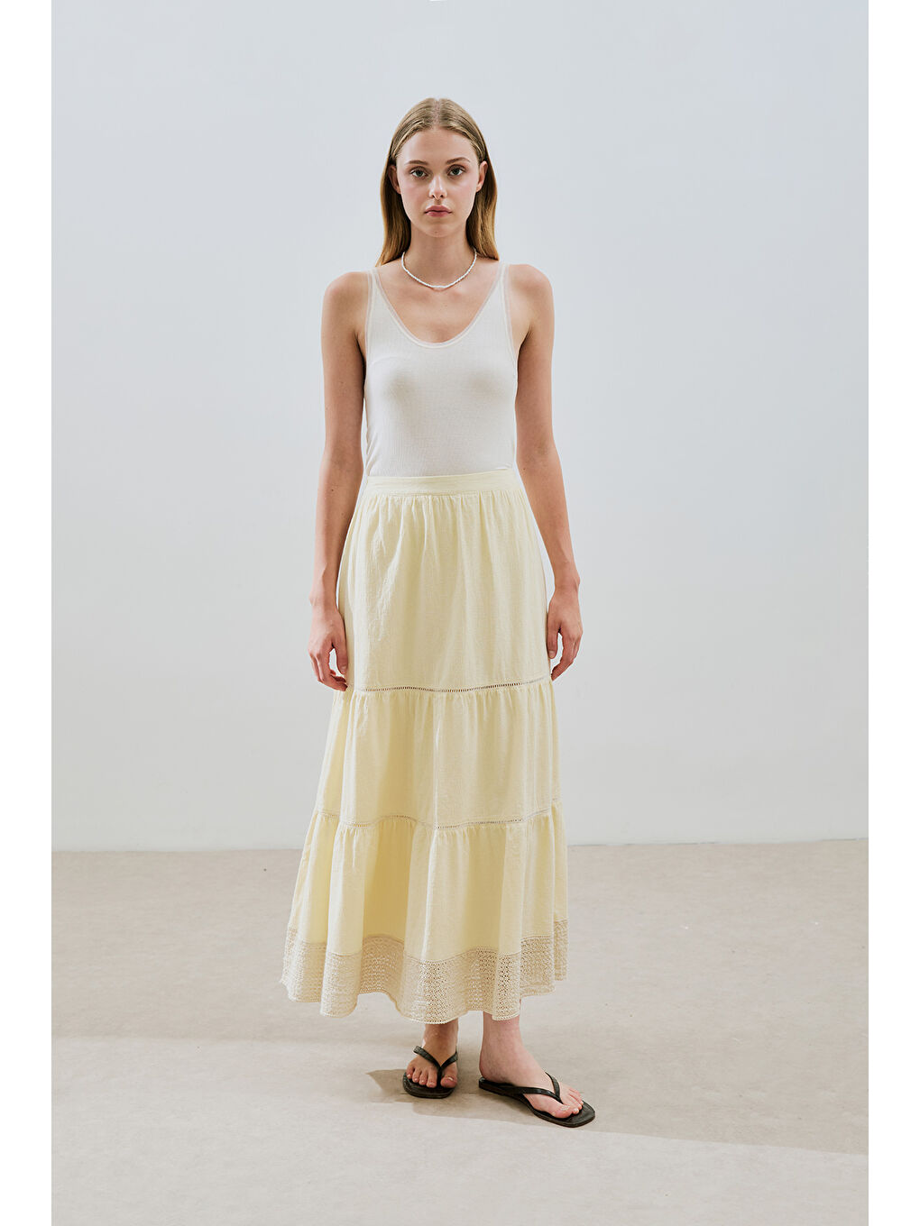 Dokulu İşlemeli Katlı Uzun Etek Sarı-2