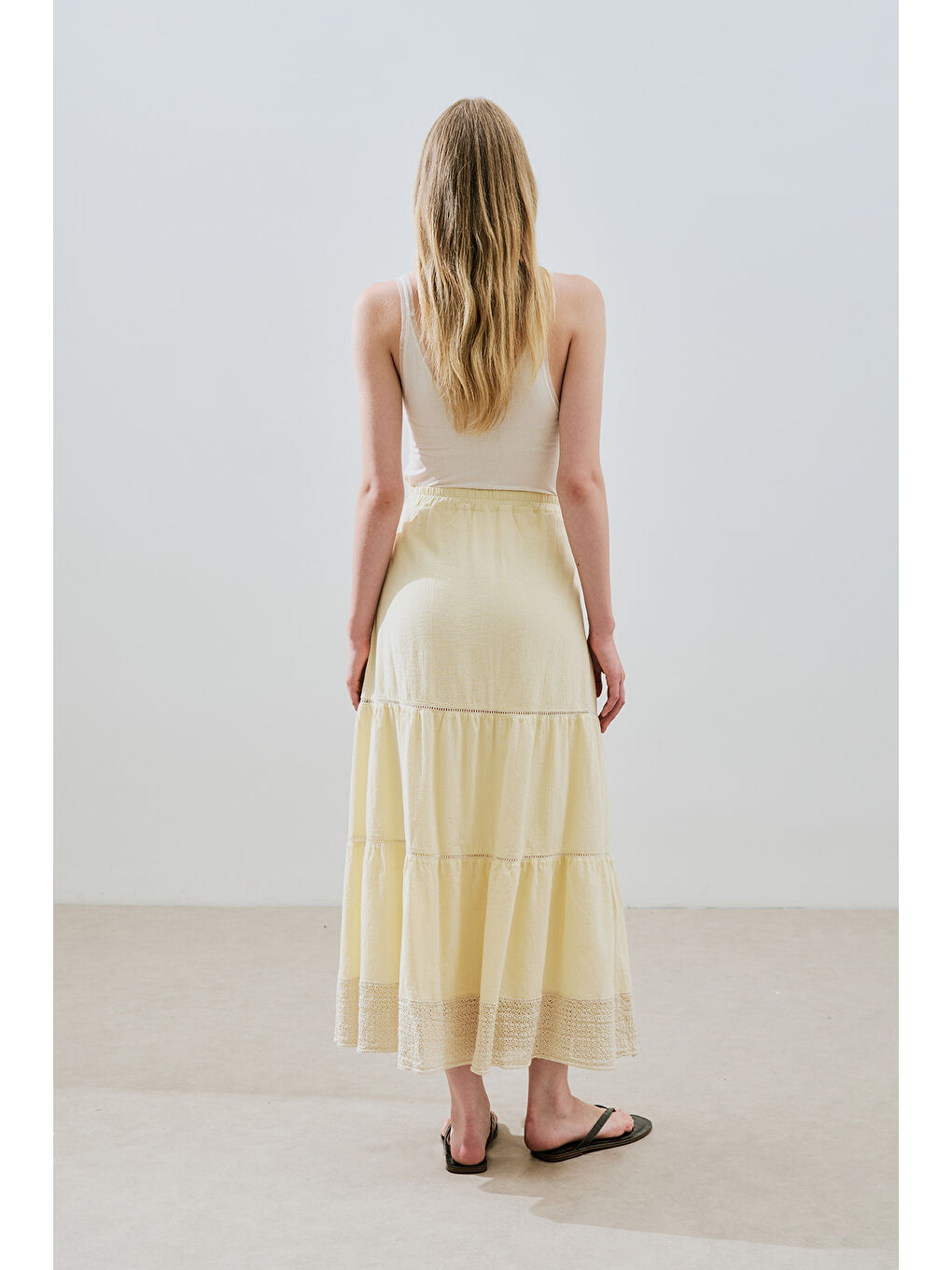 Dokulu İşlemeli Katlı Uzun Etek Sarı-6