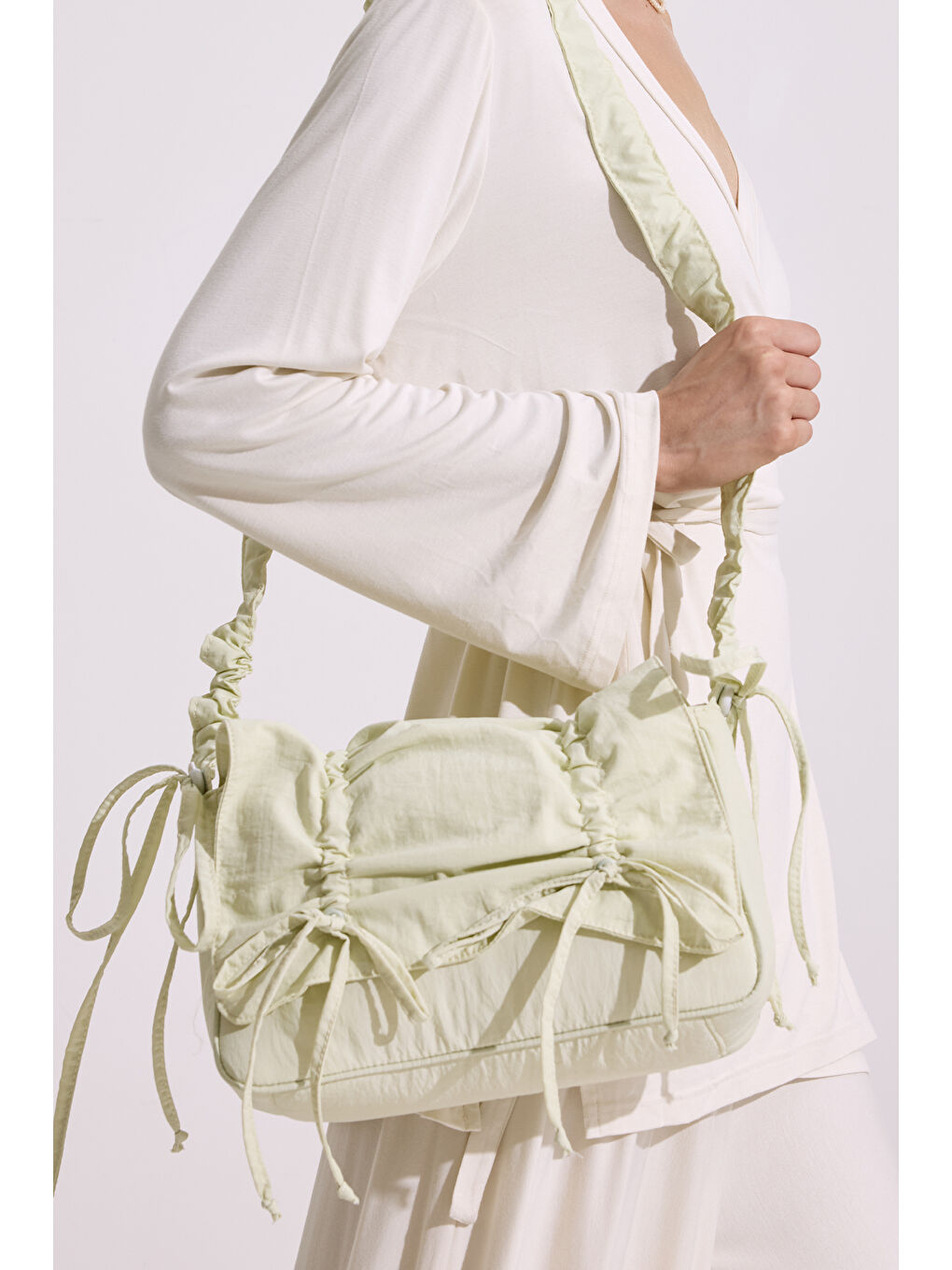 Büzgü Detaylı Omuz Çantası Sarı-1