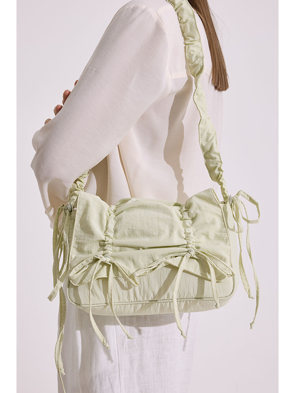 Büzgü Detaylı Omuz Çantası Sarı-2