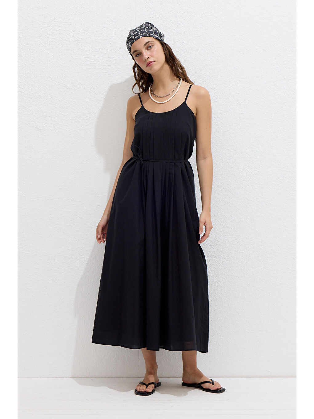 Nervürlü Askılı Elbise Siyah-3