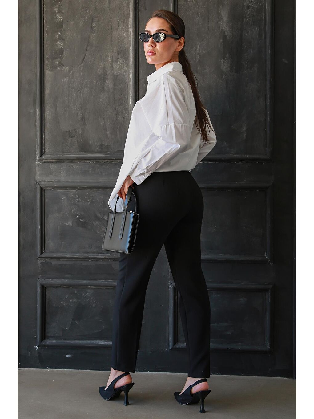 Siyah Önü Biyeli Yüksek Bel Kadın Pantolon Mg2425-8