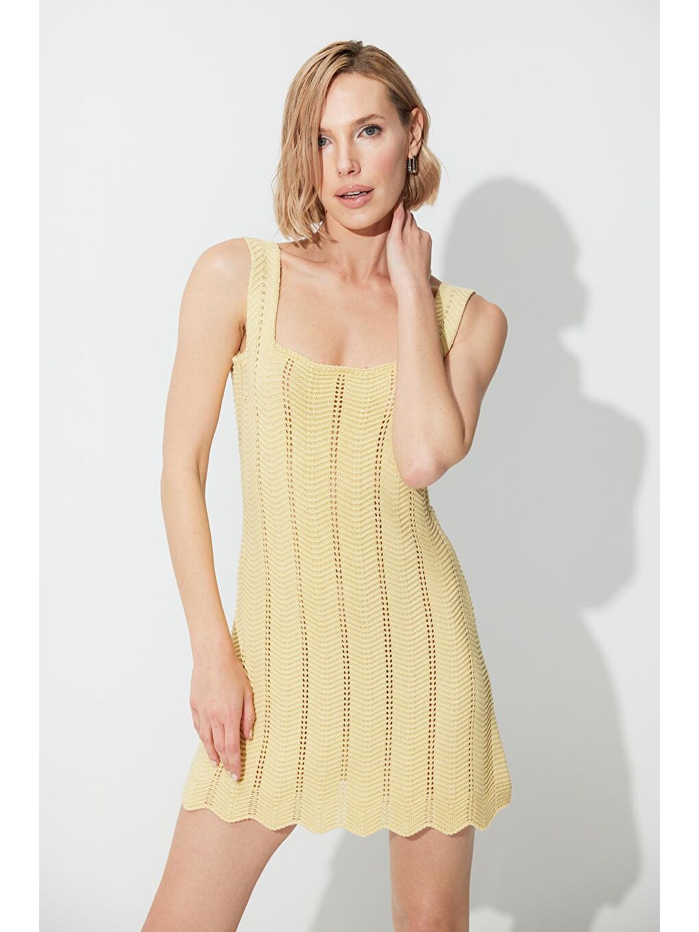 Sarı Kare Yaka Elbise-2